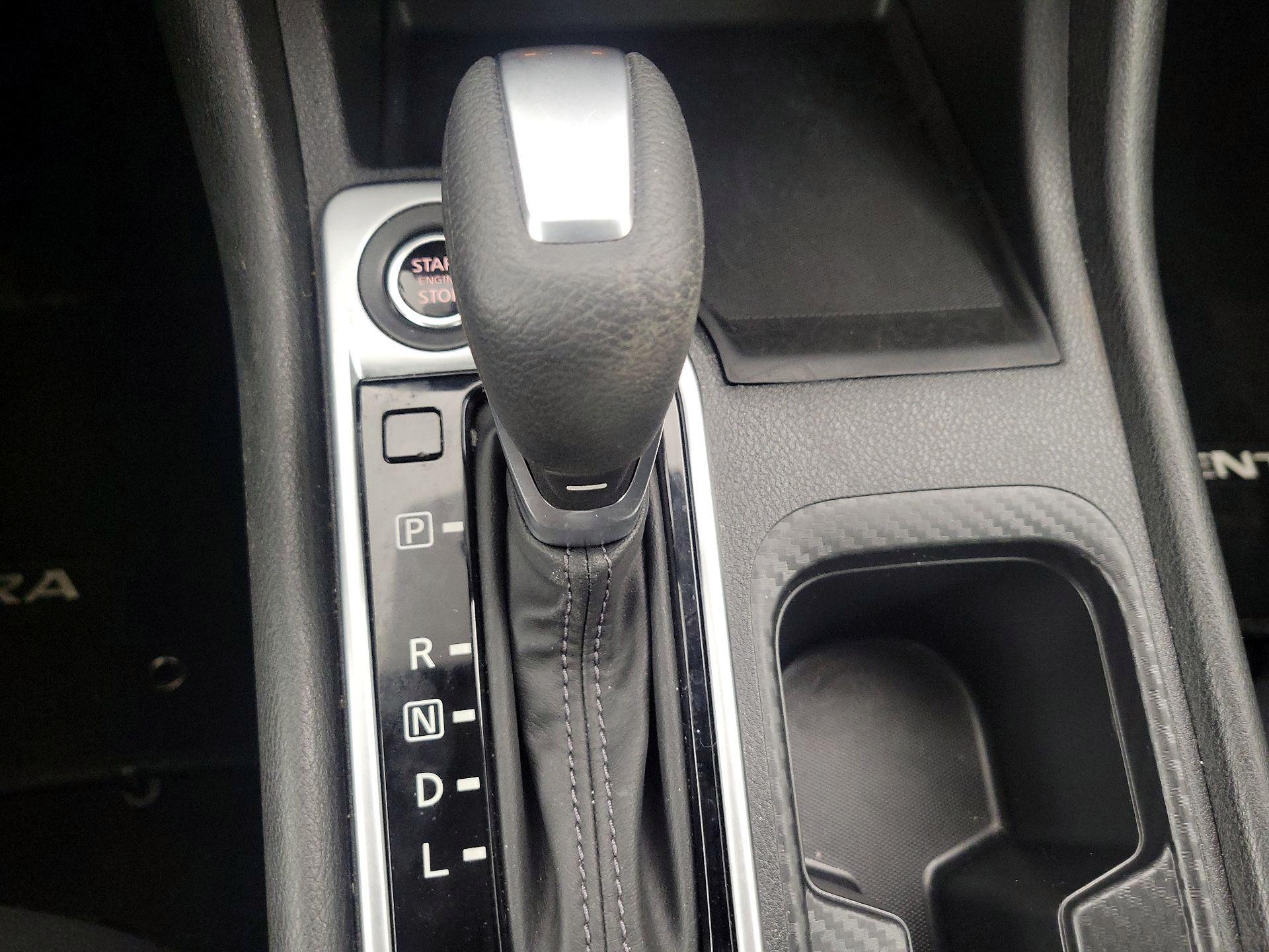 Thumbnail: 2023 Nissan Sentra - 17