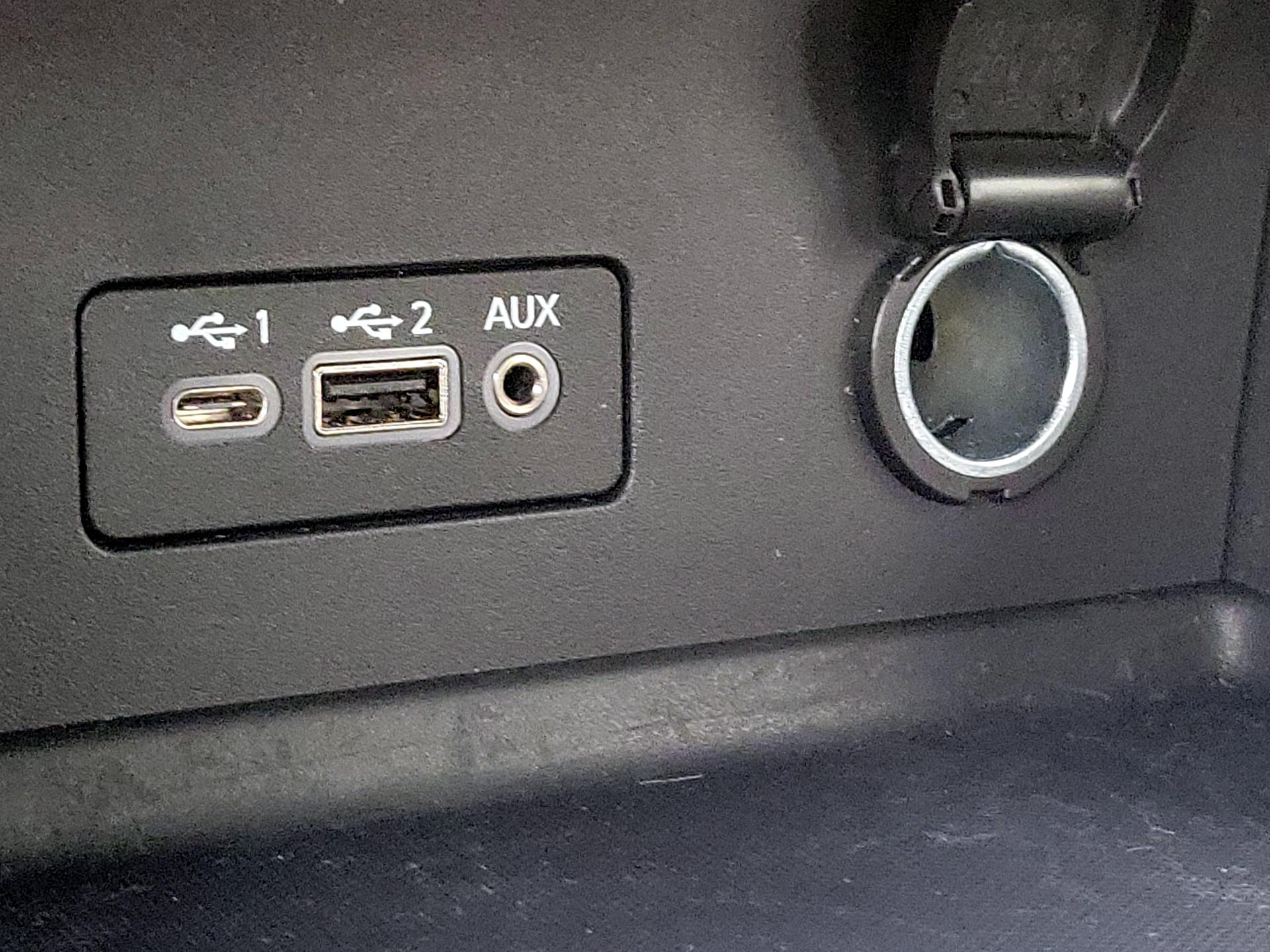 Thumbnail: 2023 Nissan Sentra - 18