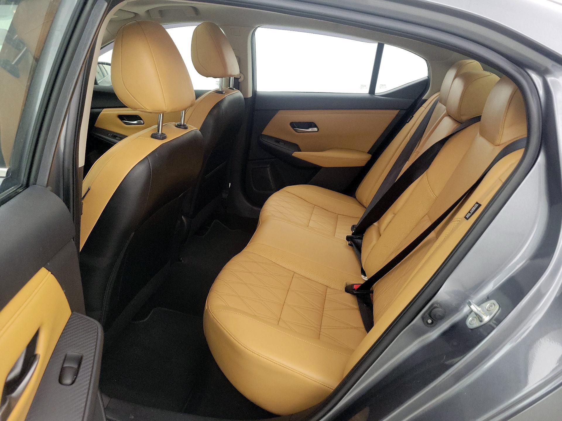 Thumbnail: 2023 Nissan Sentra - 20