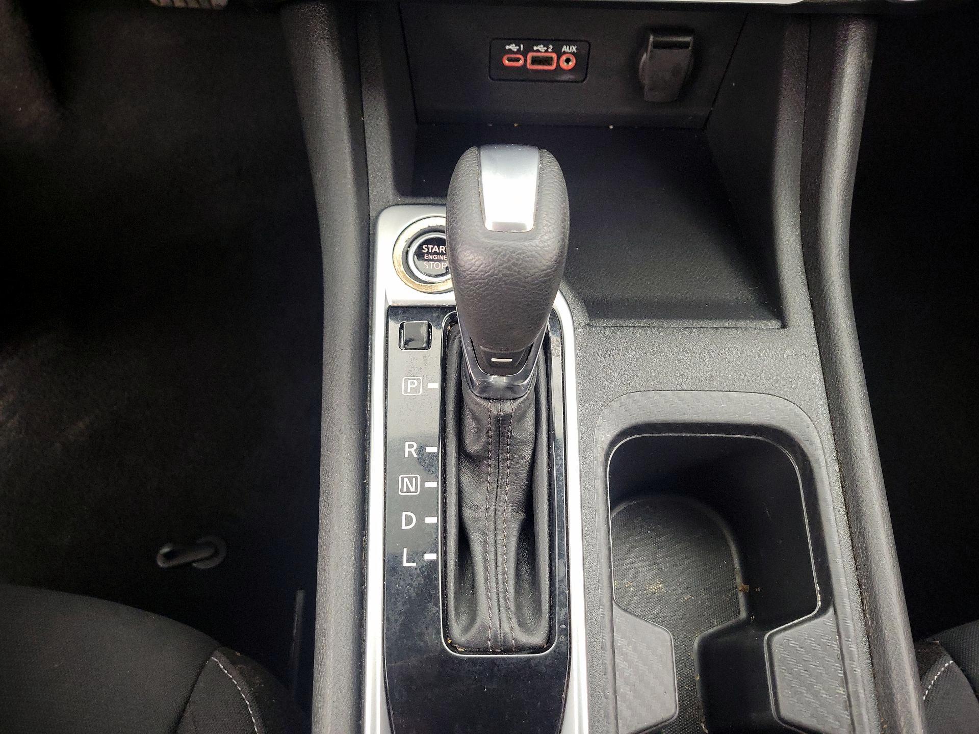 Thumbnail: 2022 Nissan Sentra - 17