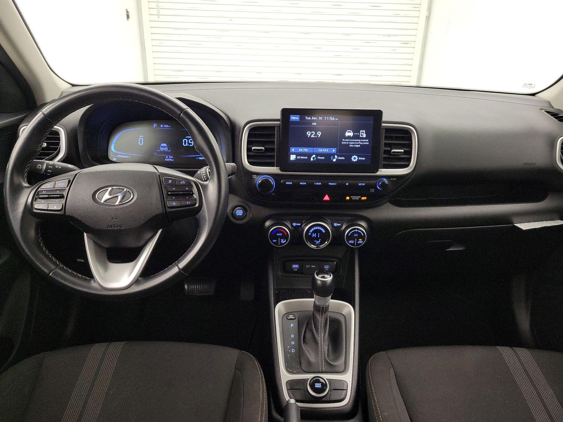 Thumbnail: 2024 Hyundai Venue - 9