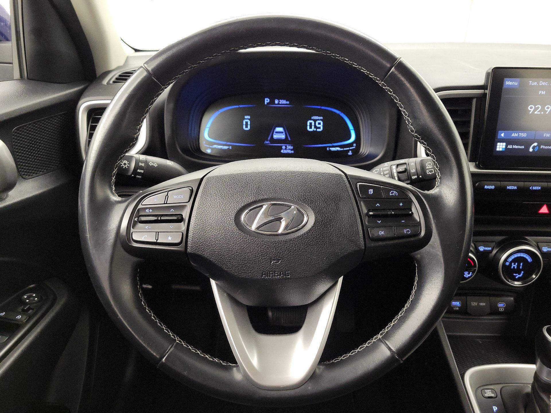 Thumbnail: 2024 Hyundai Venue - 10