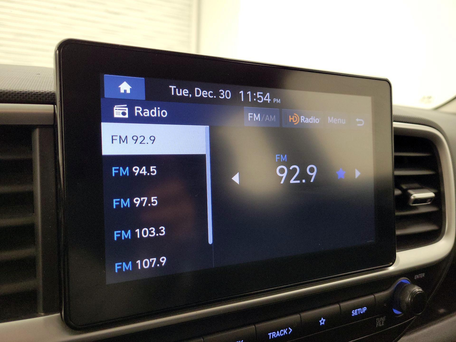 Thumbnail: 2024 Hyundai Venue - 15