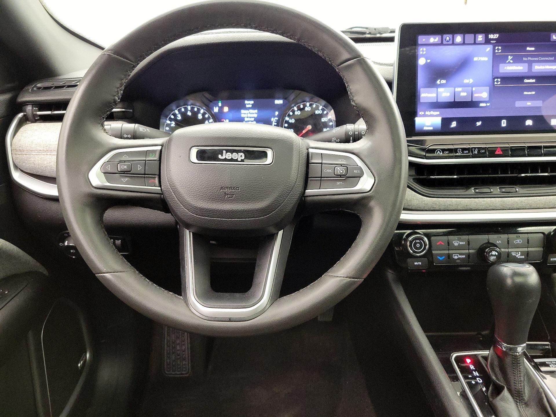 Thumbnail: 2023 Jeep Compass - 10