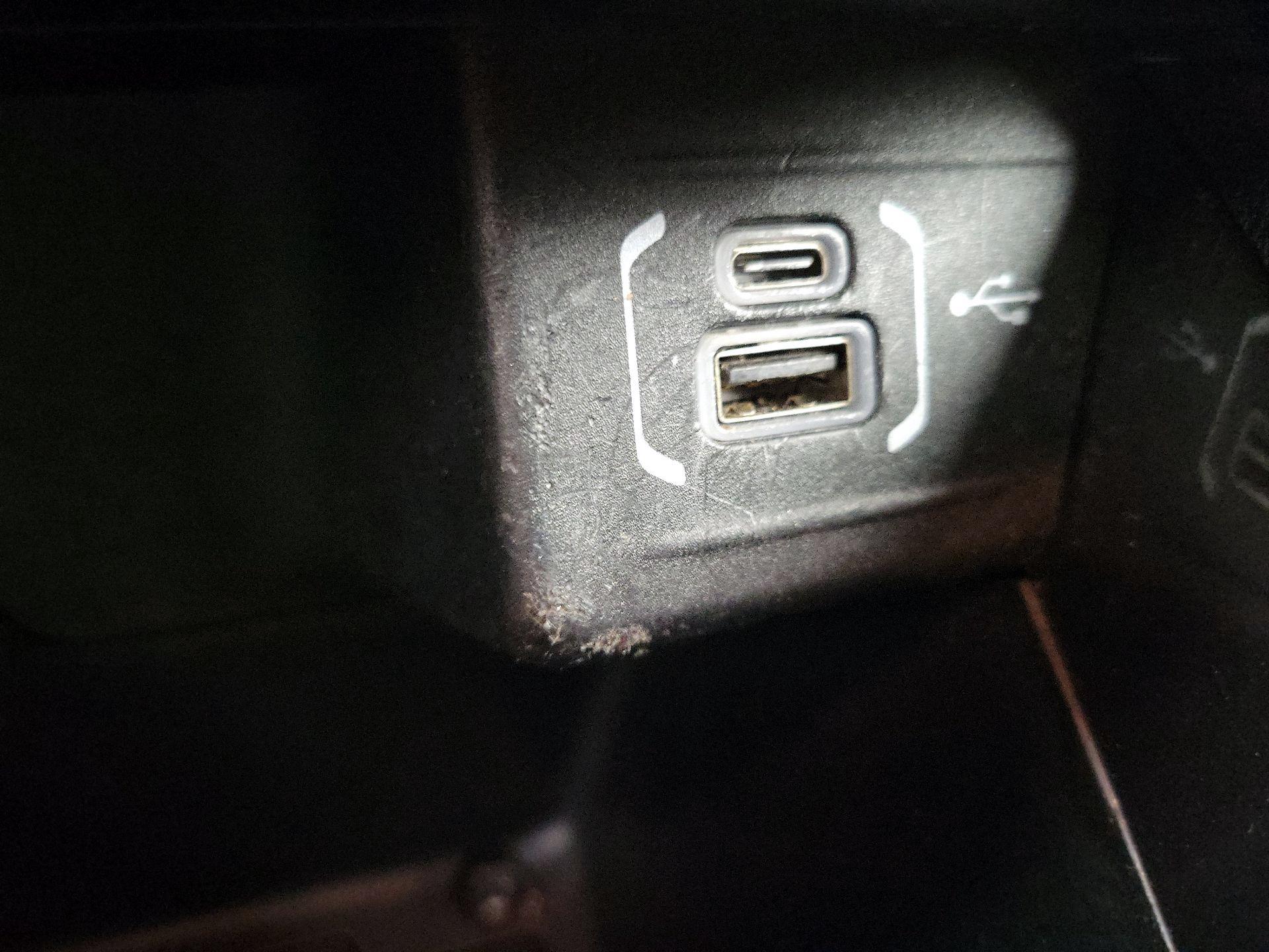 Thumbnail: 2023 Jeep Compass - 18