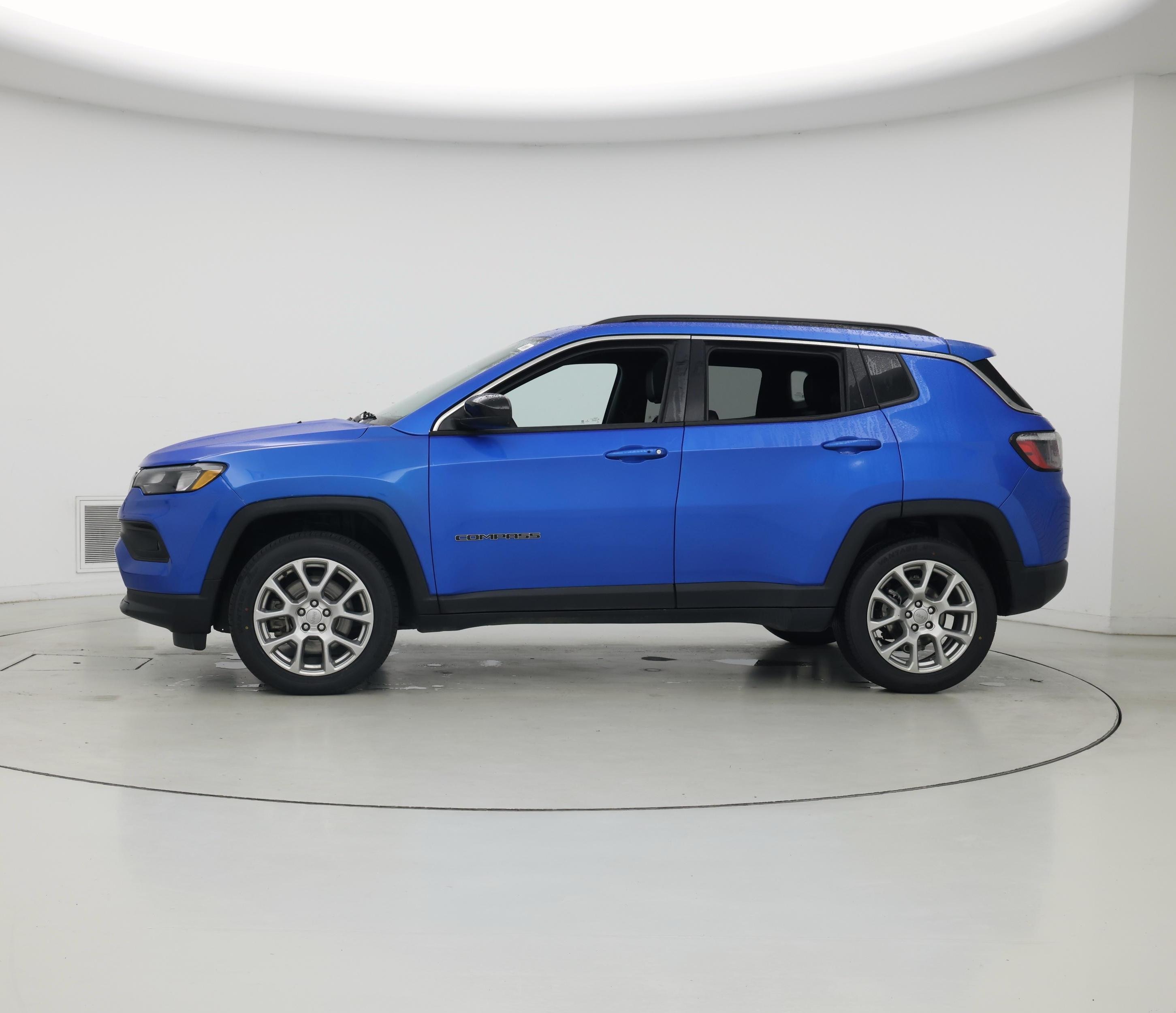 Thumbnail: 2023 Jeep Compass - 3