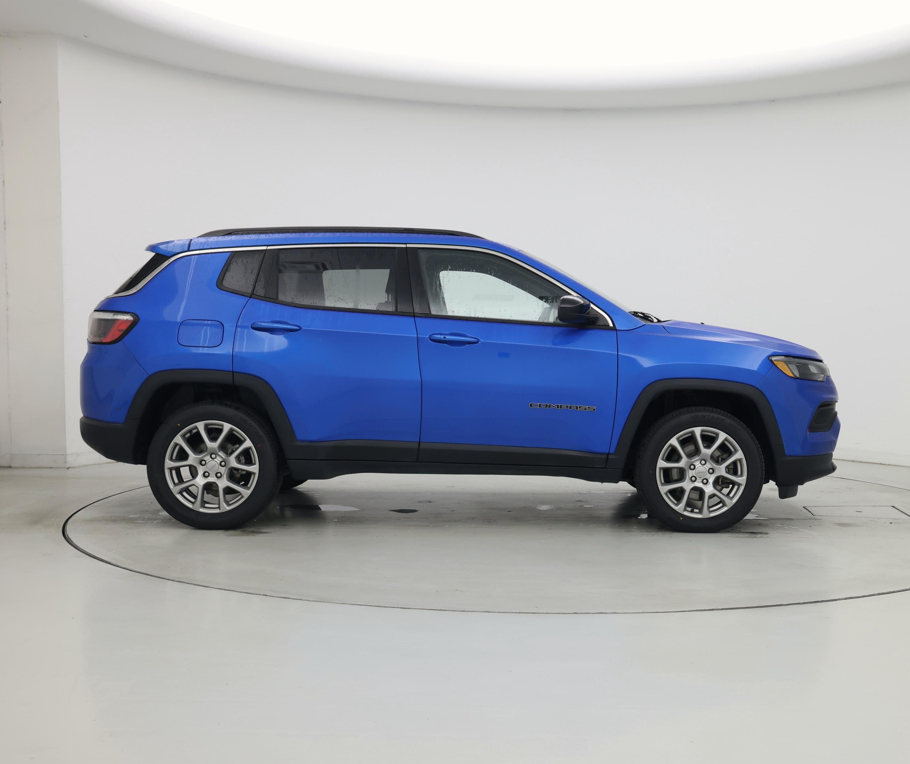 Thumbnail: 2023 Jeep Compass - 7