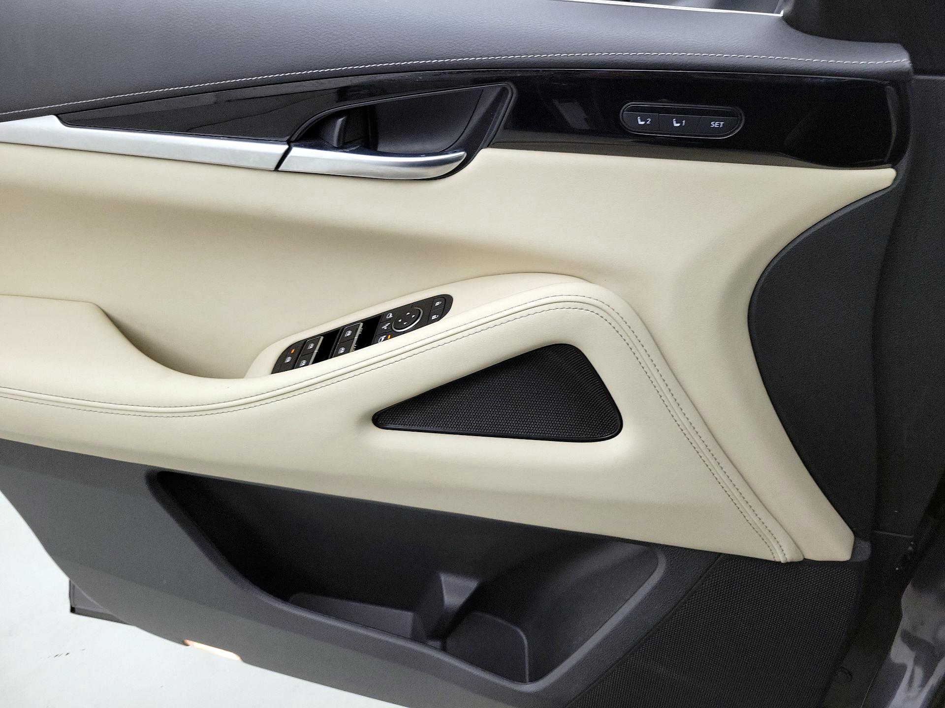 Thumbnail: 2023 INFINITI QX60 - 12