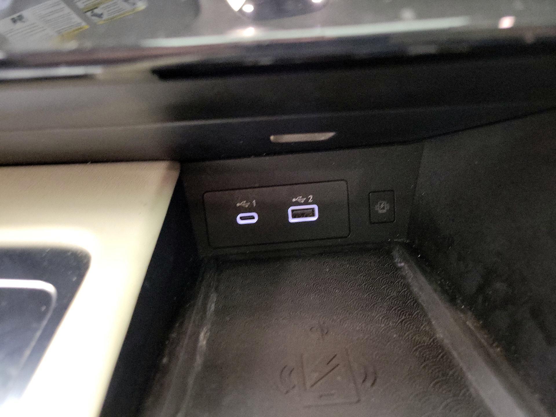 Thumbnail: 2023 INFINITI QX60 - 18