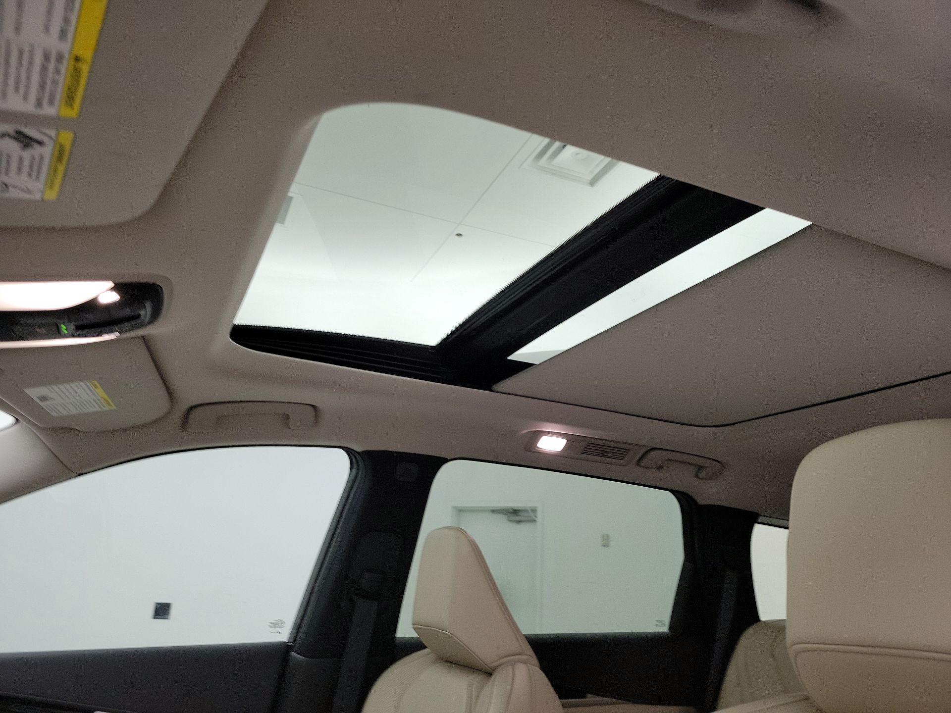 Thumbnail: 2023 INFINITI QX60 - 19