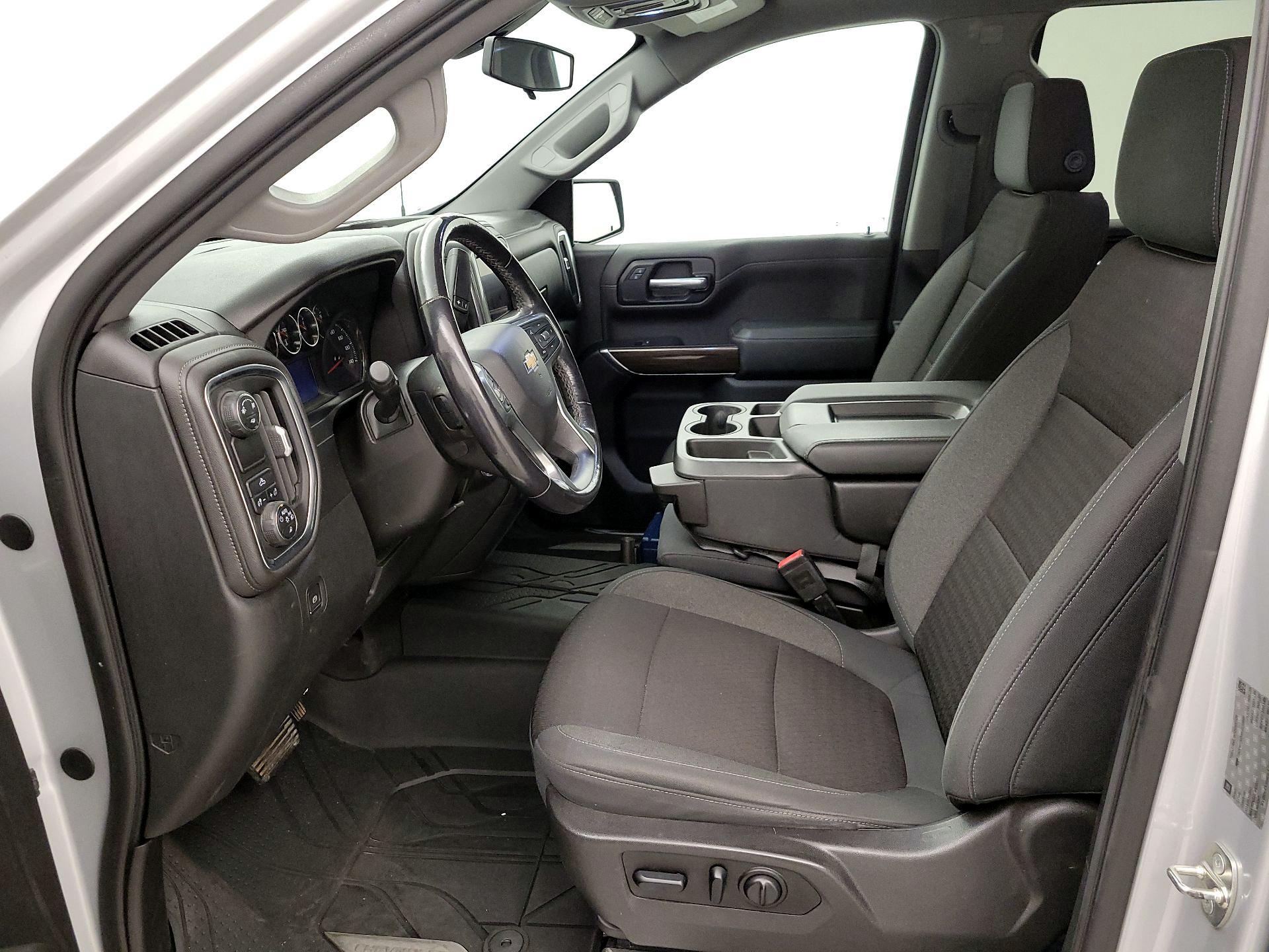 Thumbnail: 2019 Chevrolet Silverado 1500 - 11