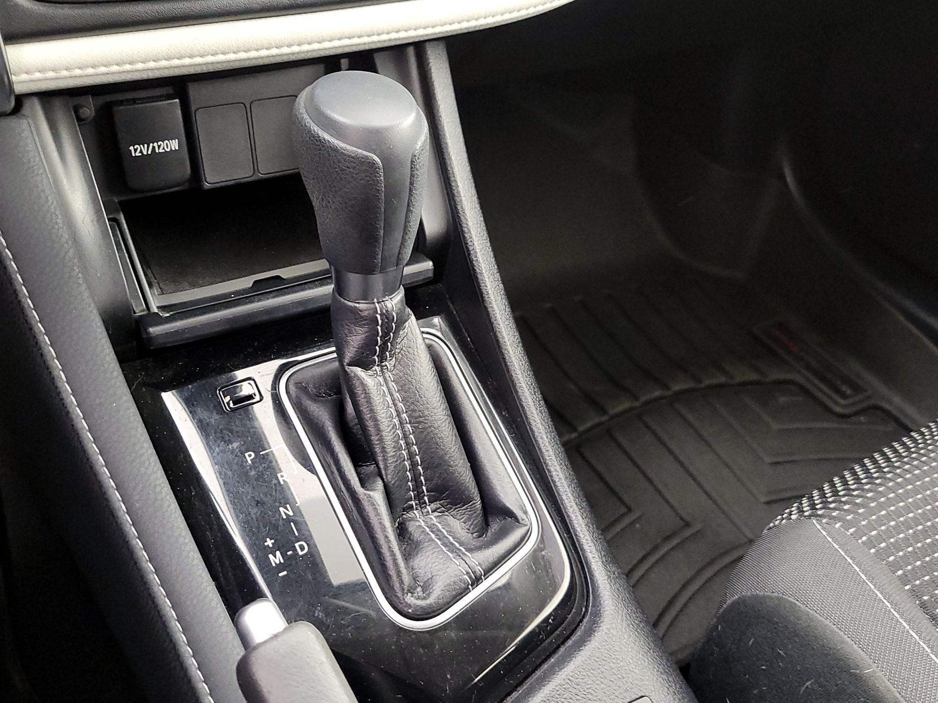 Thumbnail: 2018 Toyota Corolla iM - 17