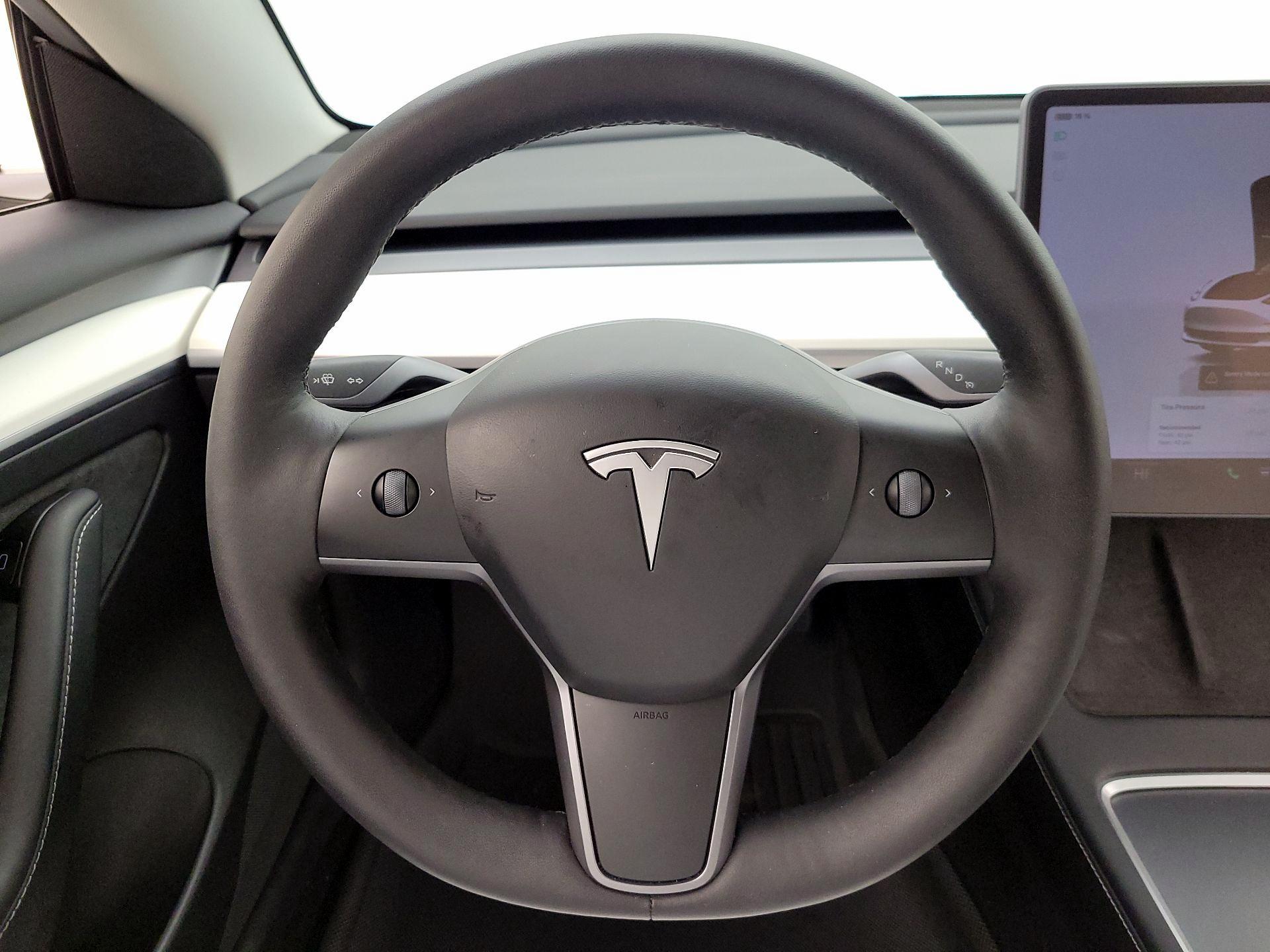 Thumbnail: 2022 Tesla Model 3 - 10