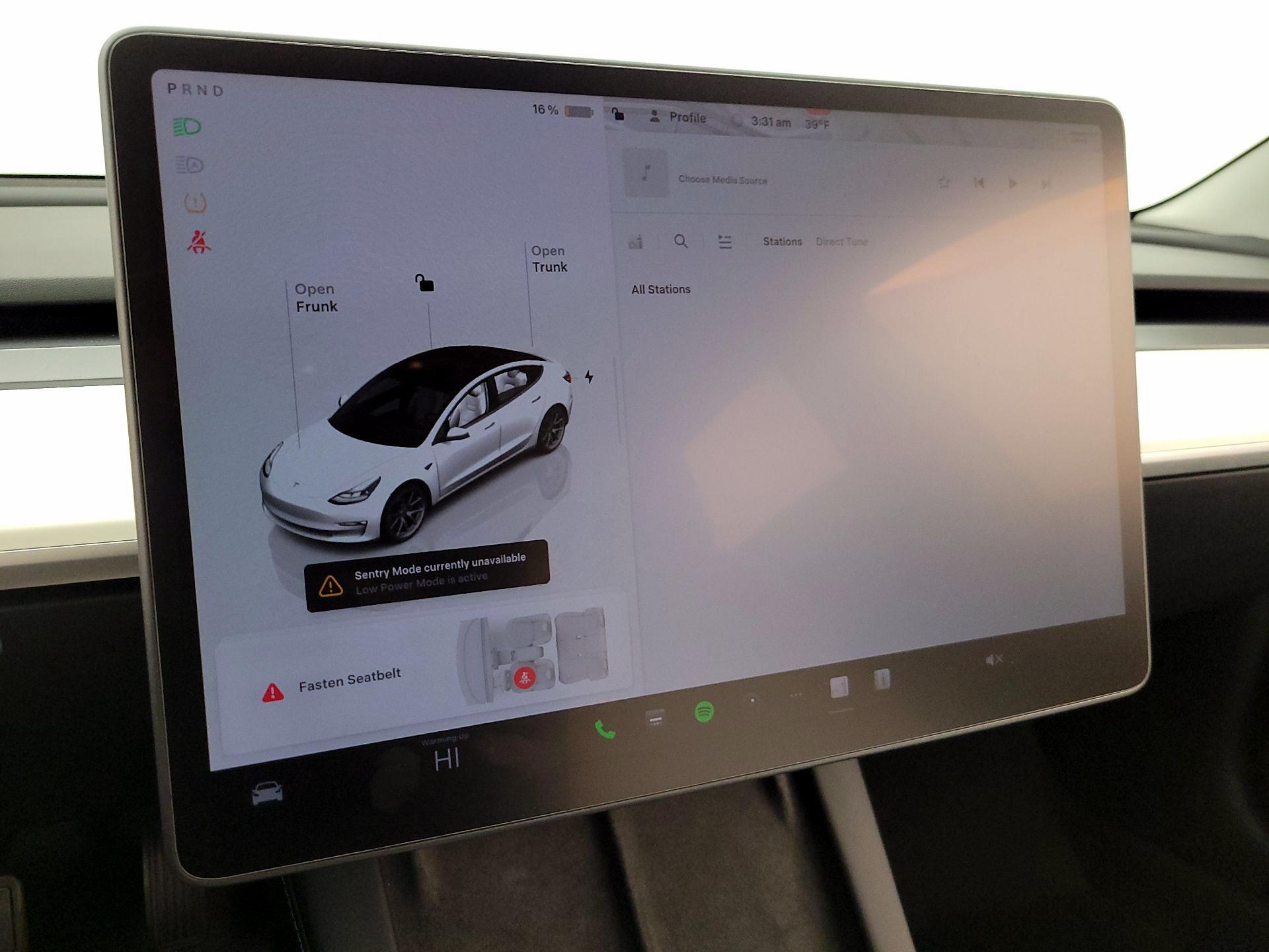 Thumbnail: 2022 Tesla Model 3 - 15