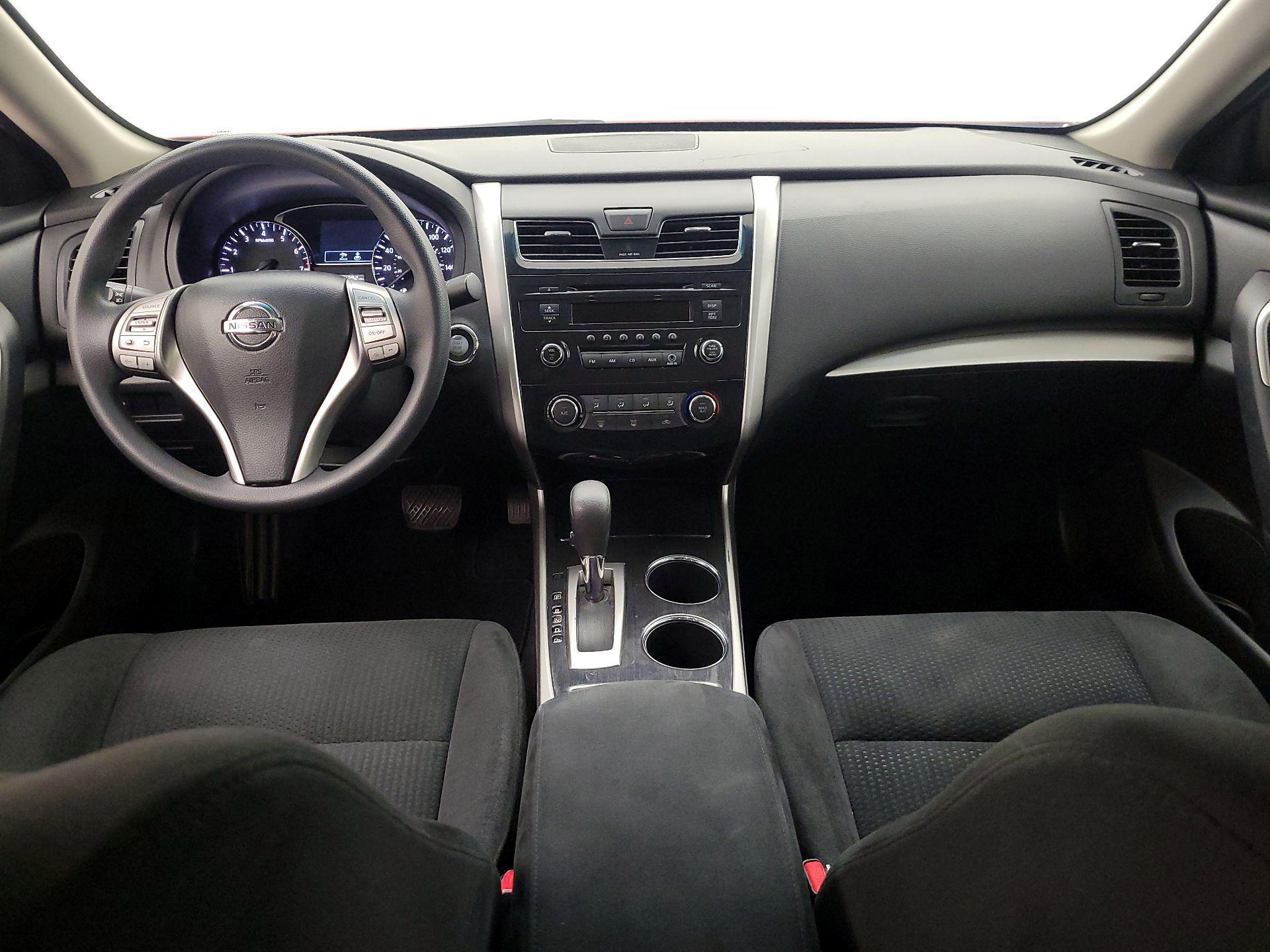 Thumbnail: 2014 Nissan Altima - 9