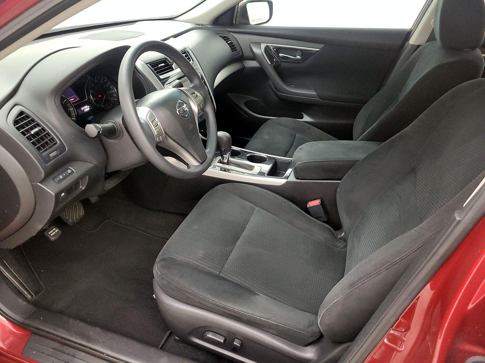 Thumbnail: 2014 Nissan Altima - 11