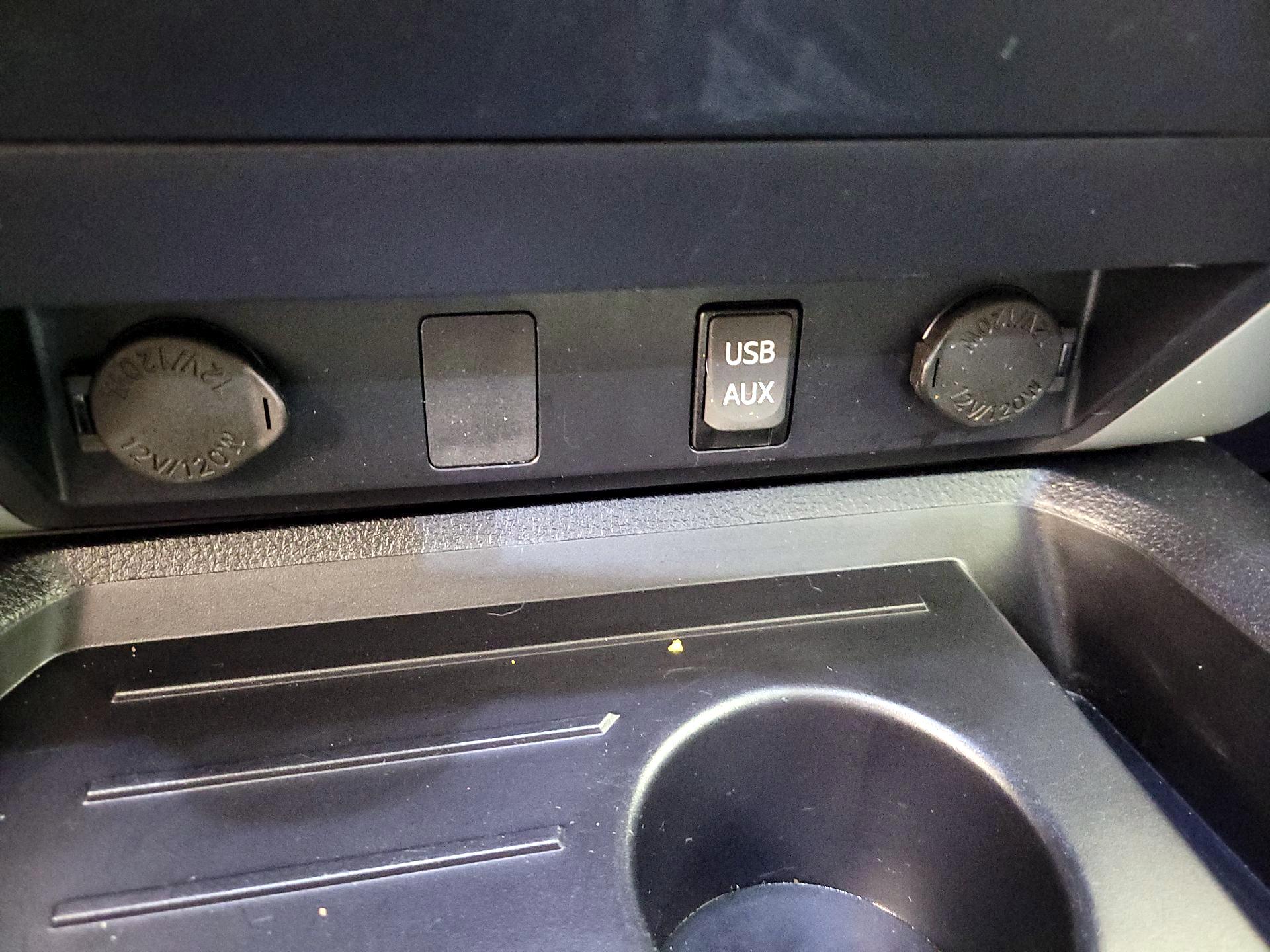 Thumbnail: 2018 Toyota Tundra - 18