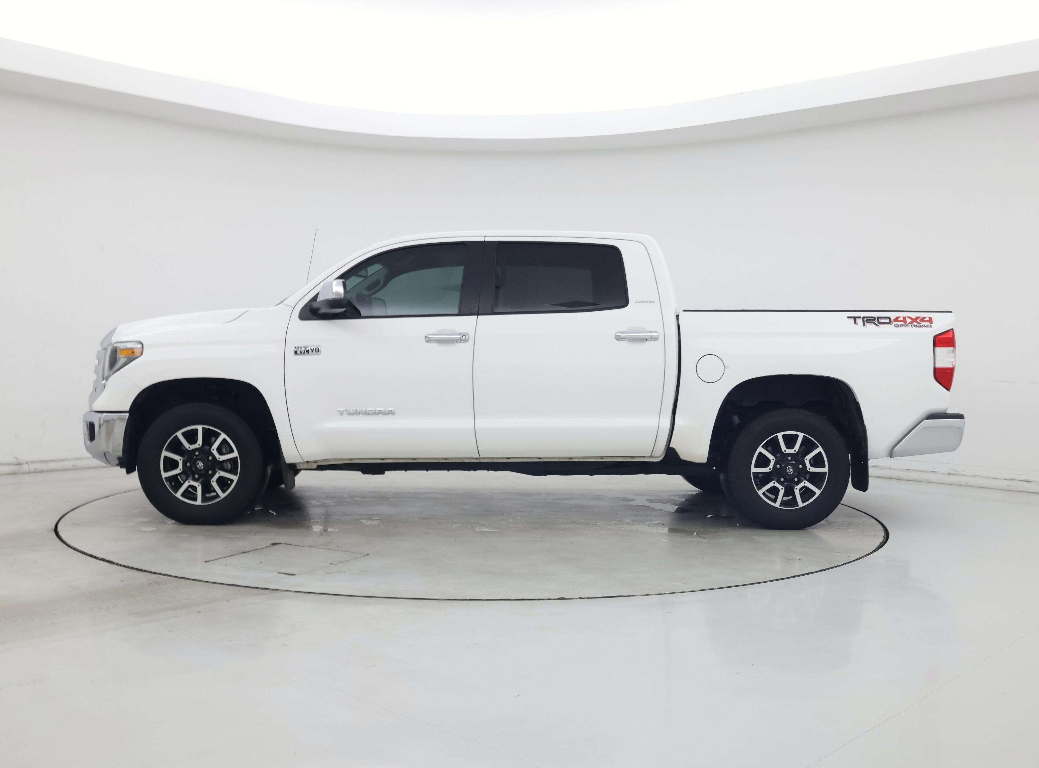 Thumbnail: 2018 Toyota Tundra - 3