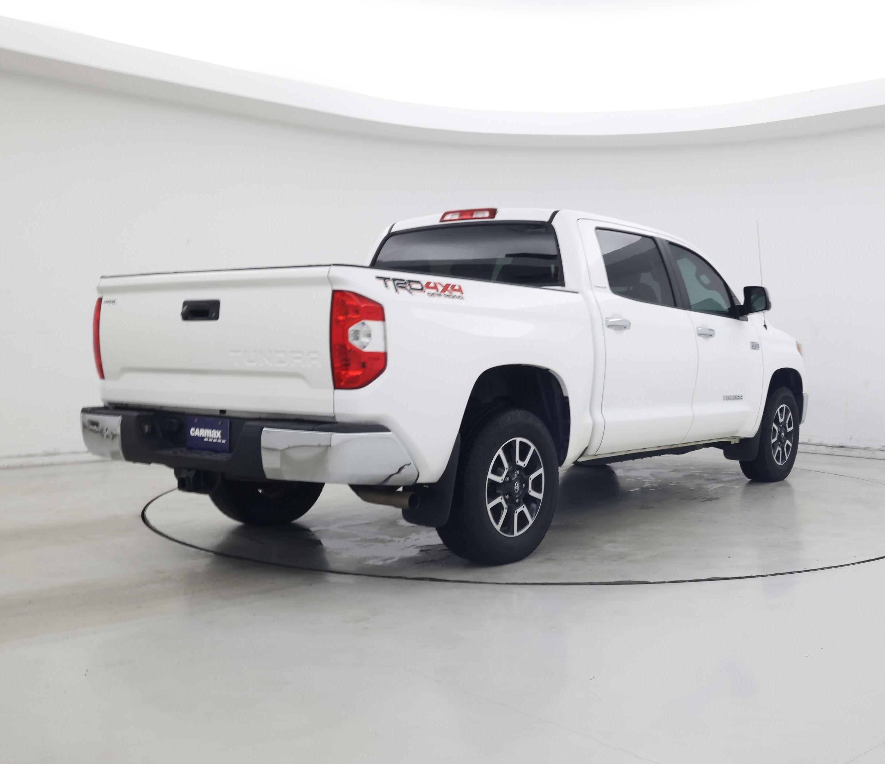 Thumbnail: 2018 Toyota Tundra - 8