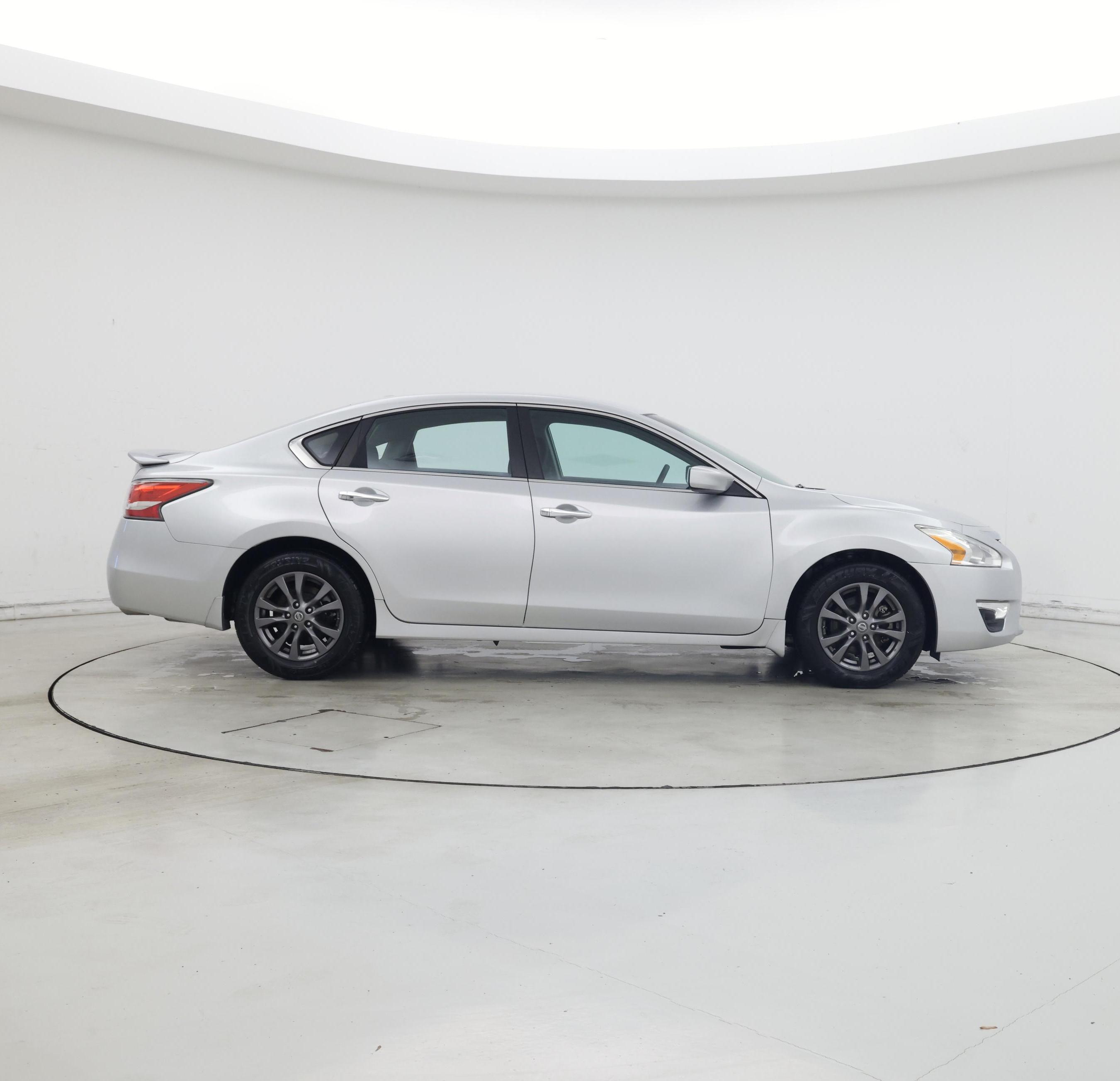 Thumbnail: 2015 Nissan Altima - 7