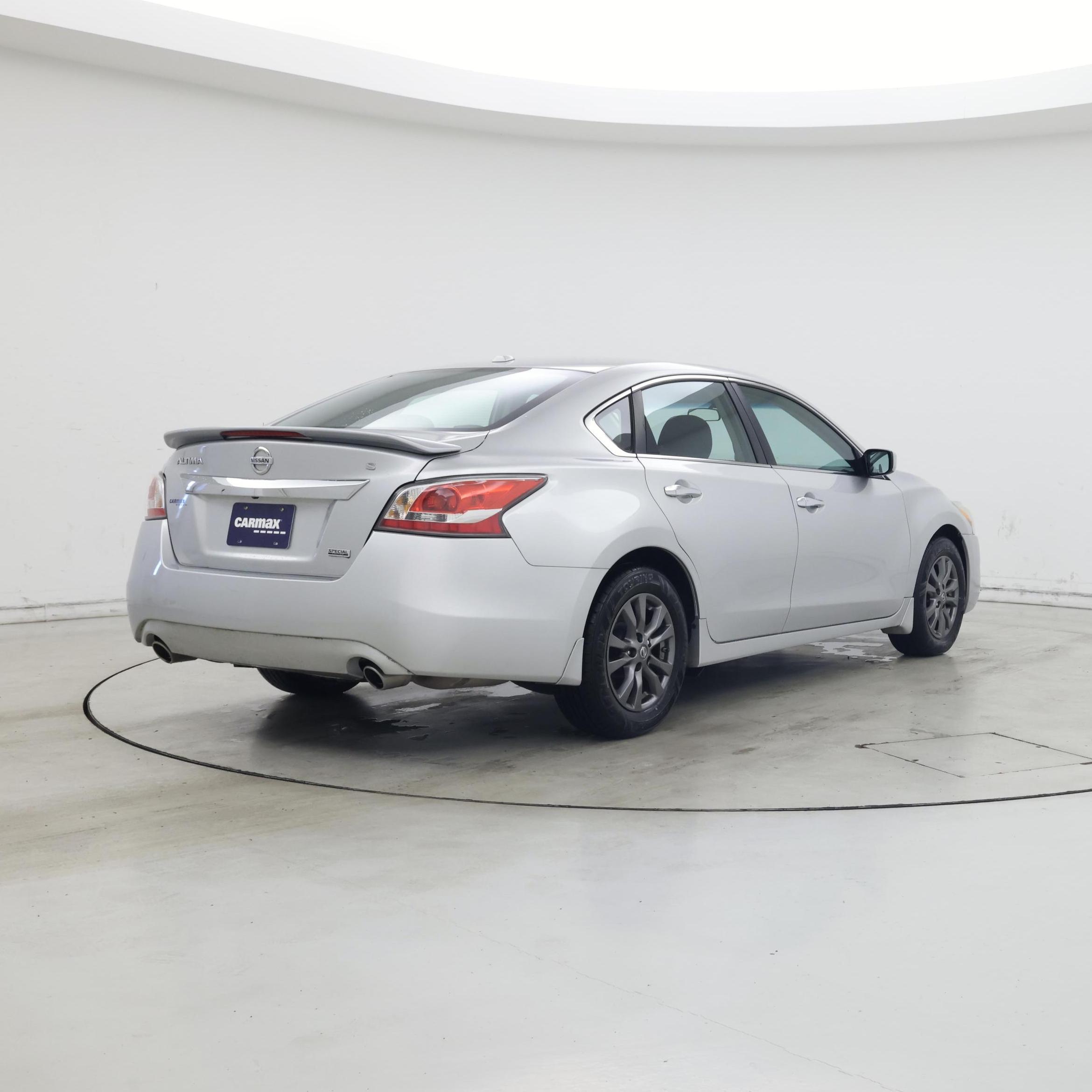 Thumbnail: 2015 Nissan Altima - 8