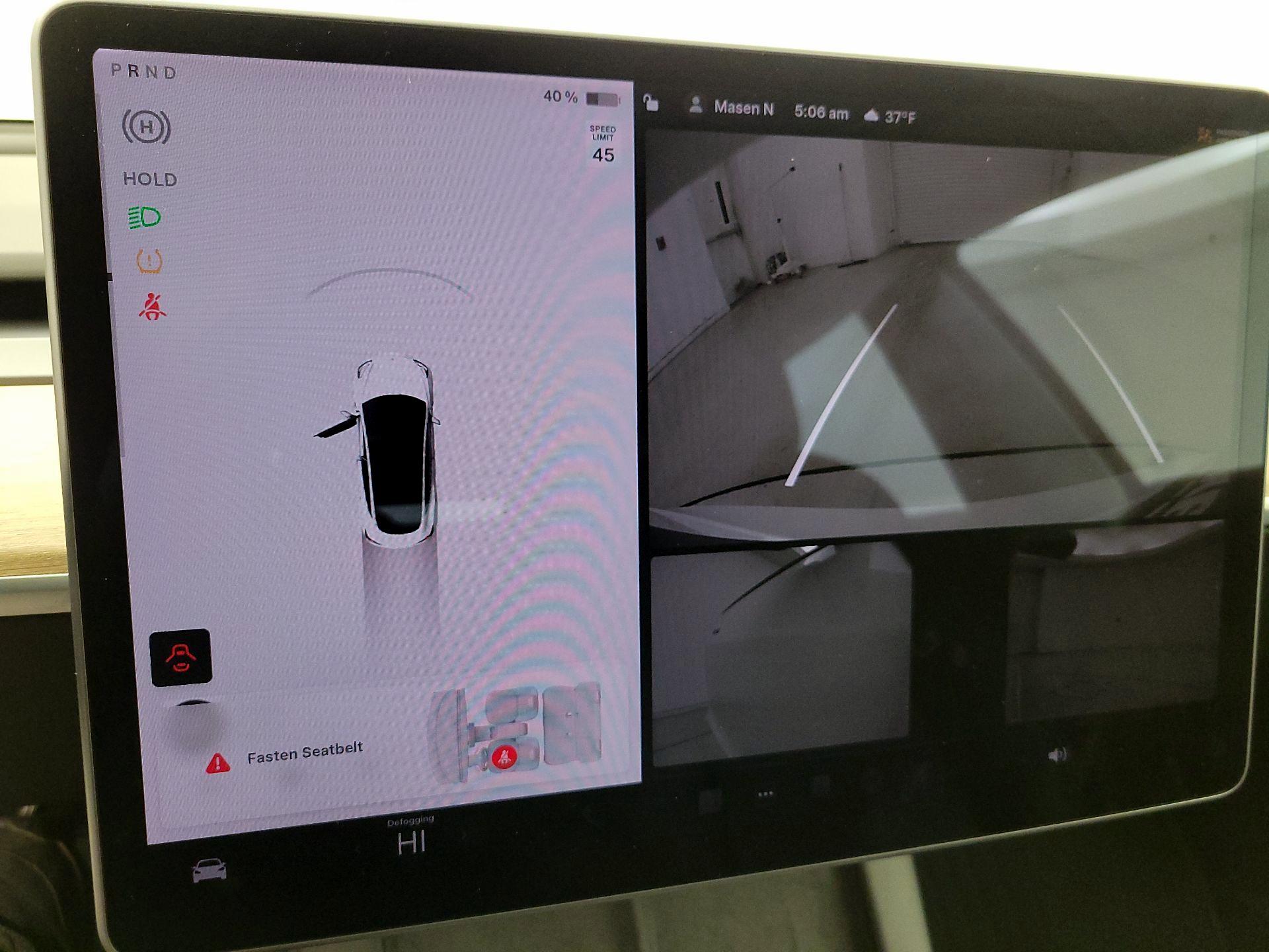 Thumbnail: 2022 Tesla Model 3 - 14