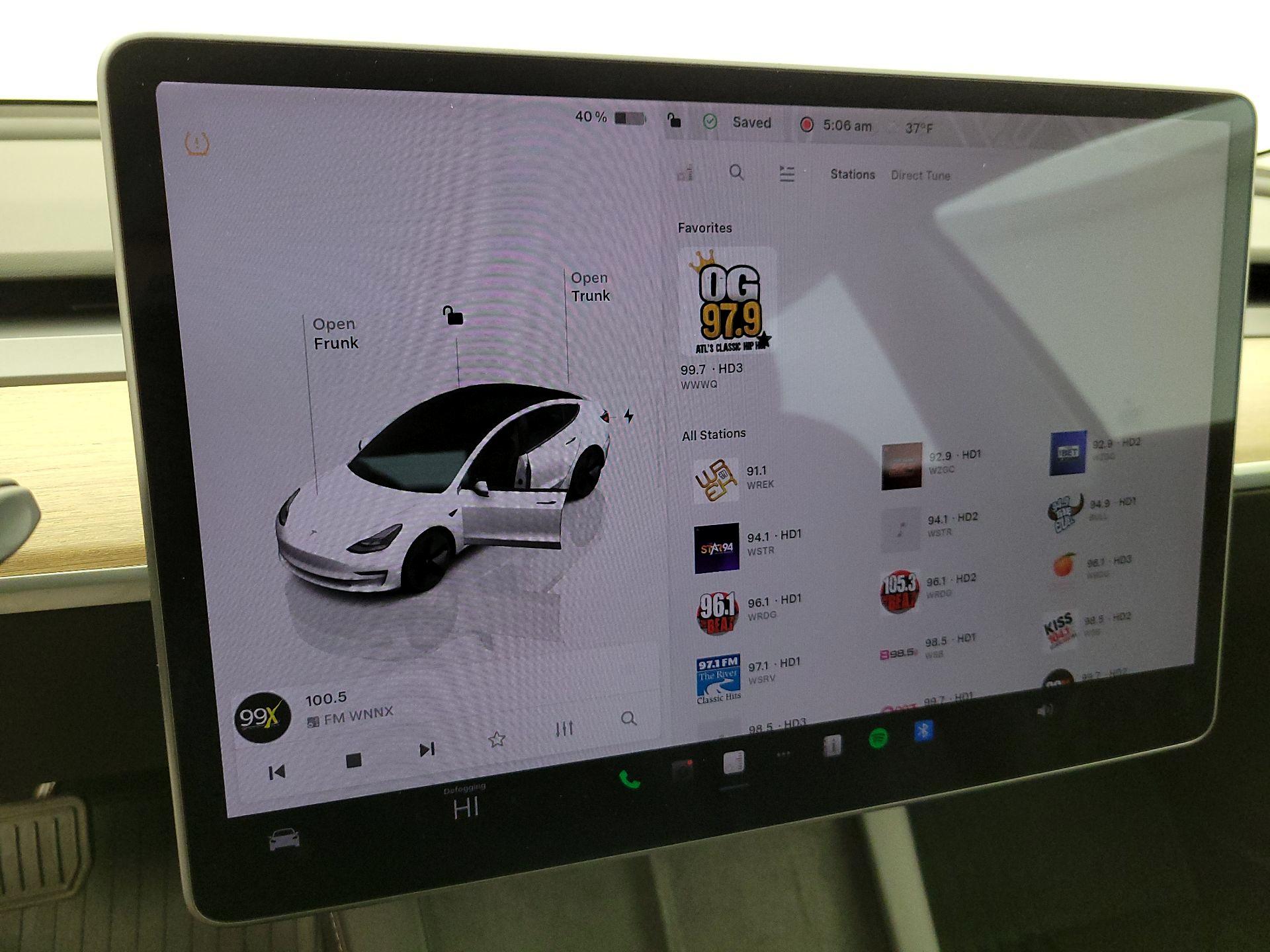 Thumbnail: 2022 Tesla Model 3 - 15