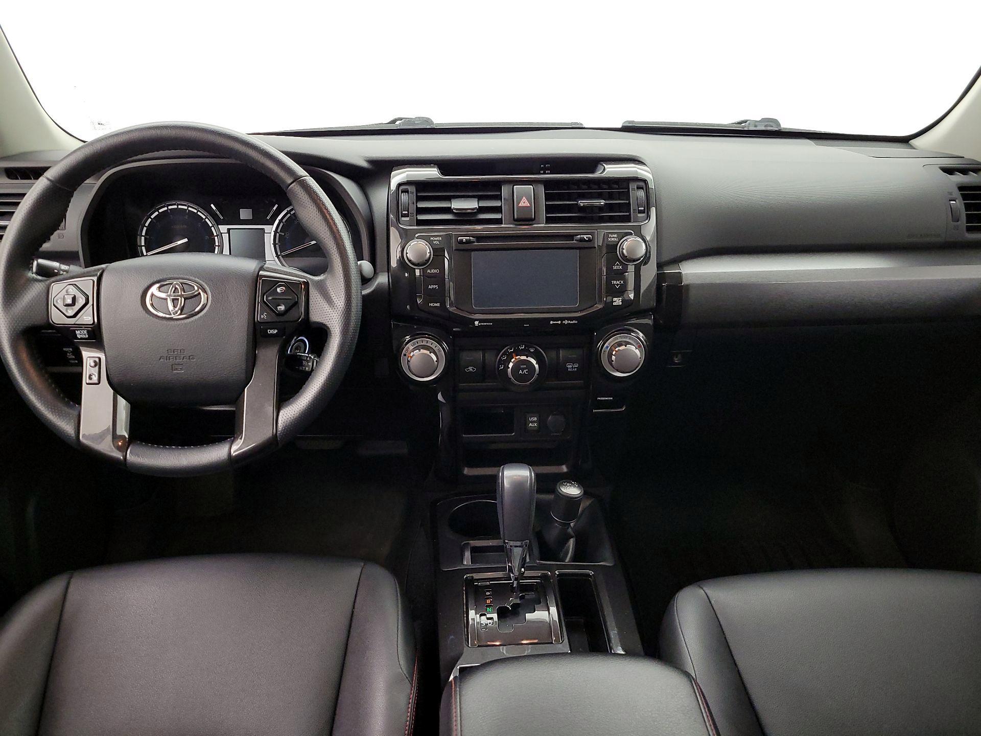 Thumbnail: 2016 Toyota 4Runner - 9