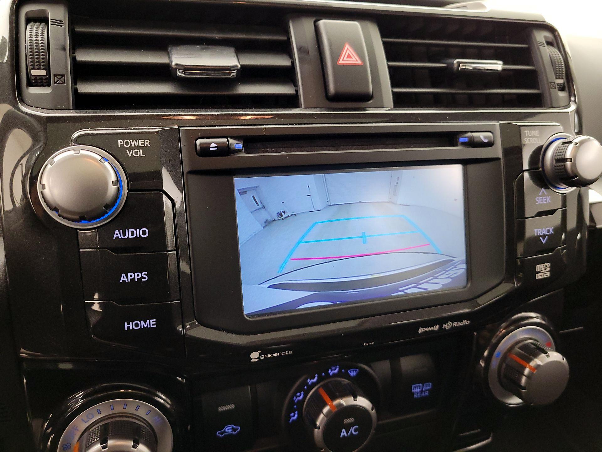 Thumbnail: 2016 Toyota 4Runner - 14