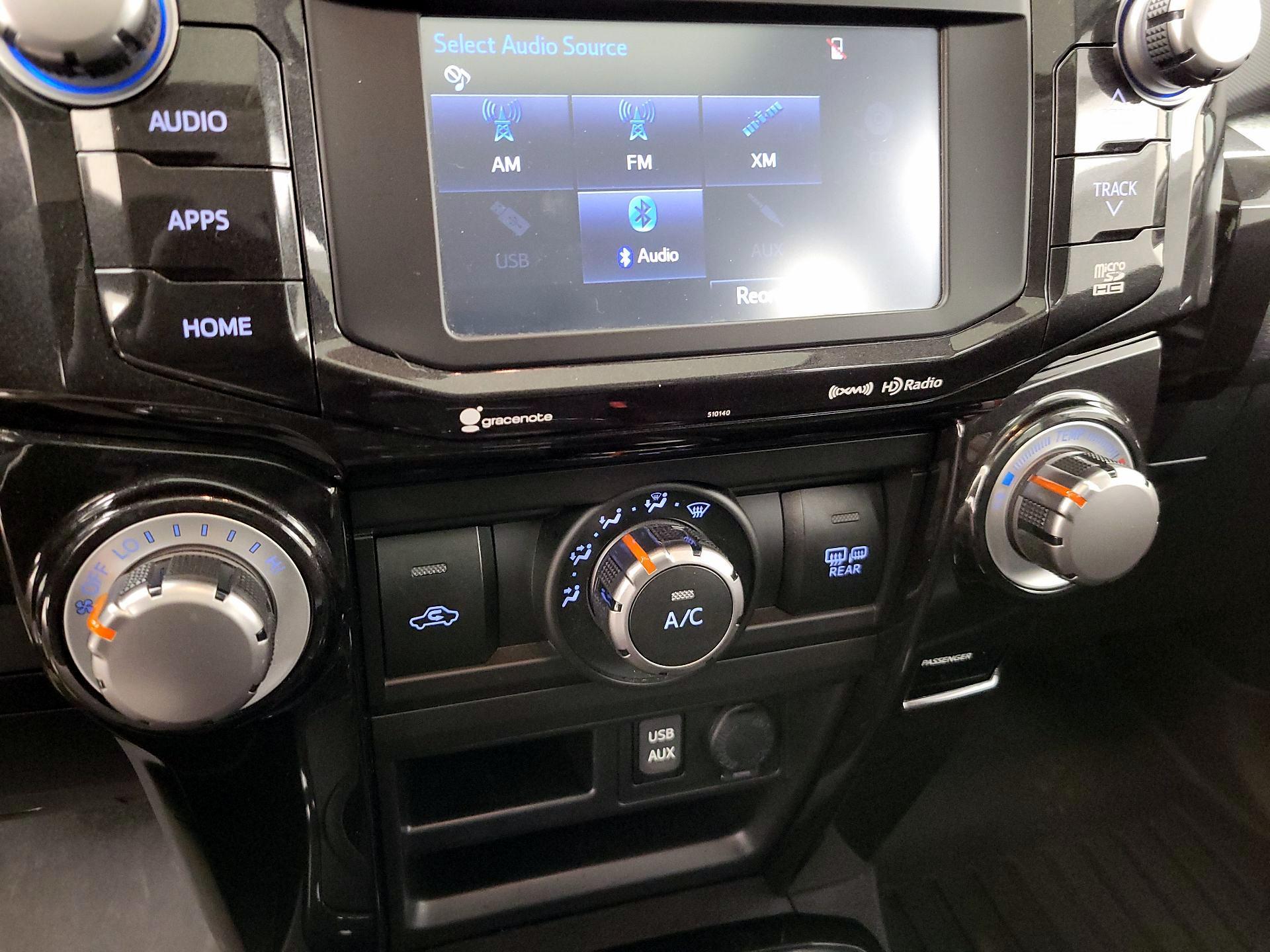 Thumbnail: 2016 Toyota 4Runner - 16