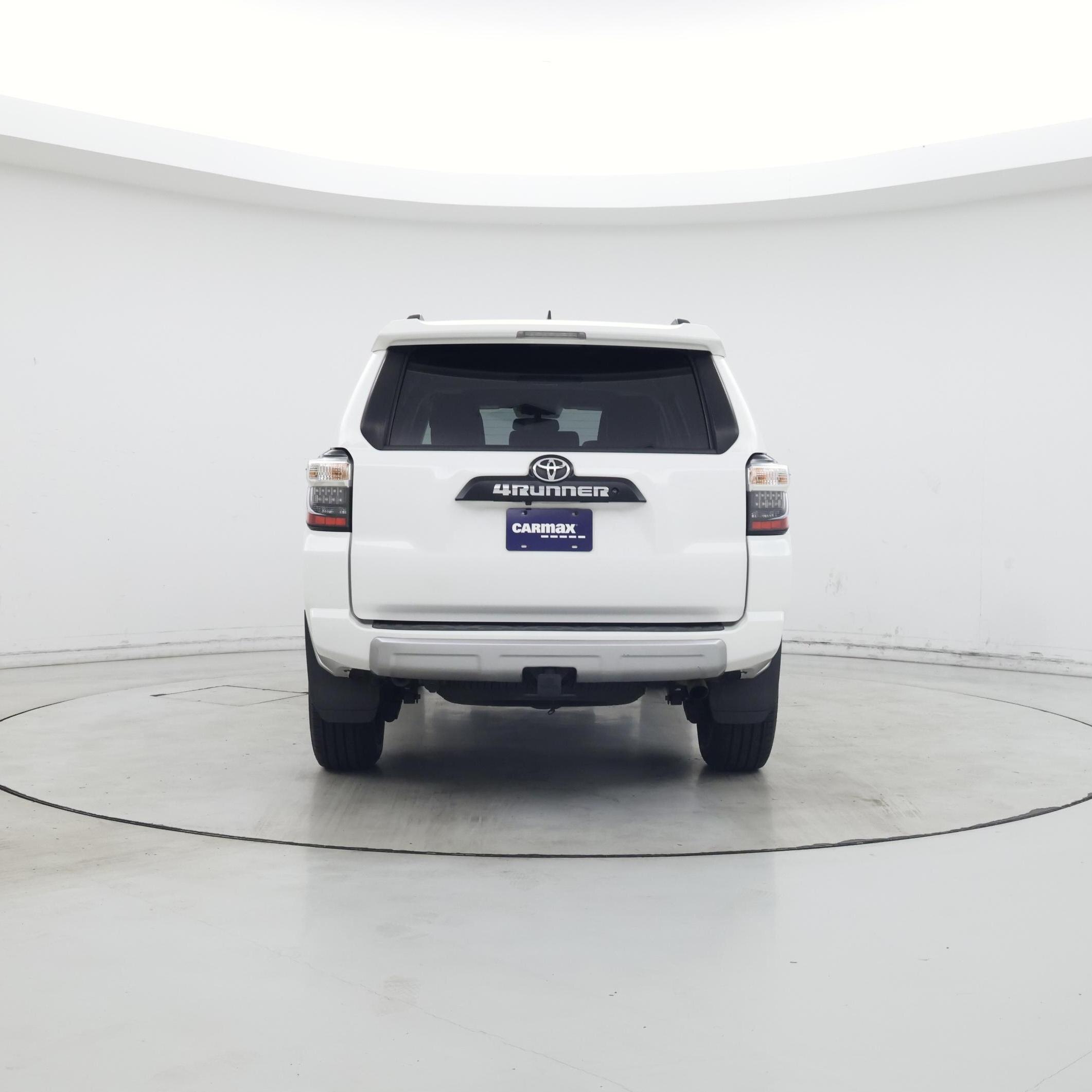 Thumbnail: 2016 Toyota 4Runner - 6