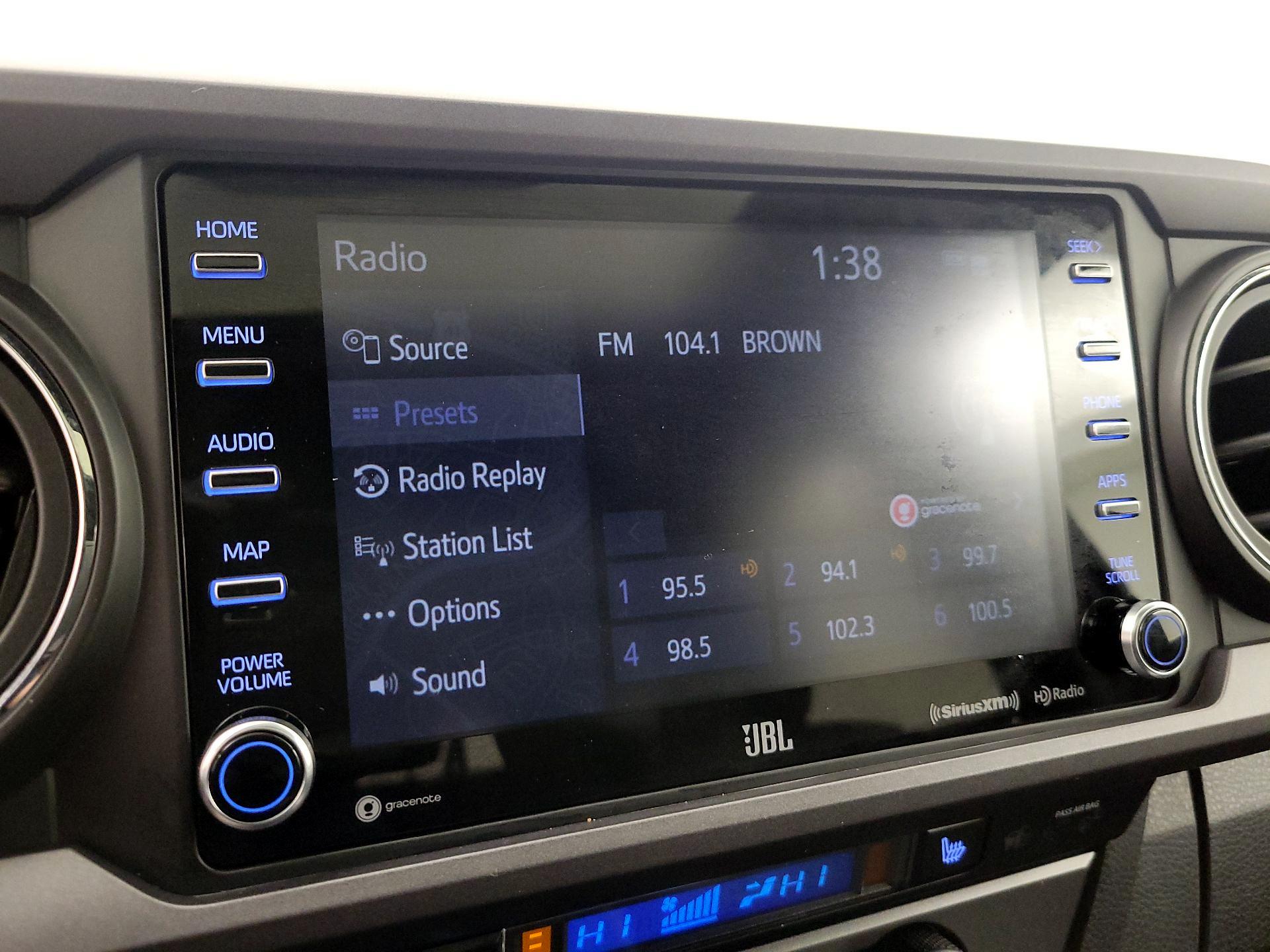 Thumbnail: 2022 Toyota Tacoma - 16