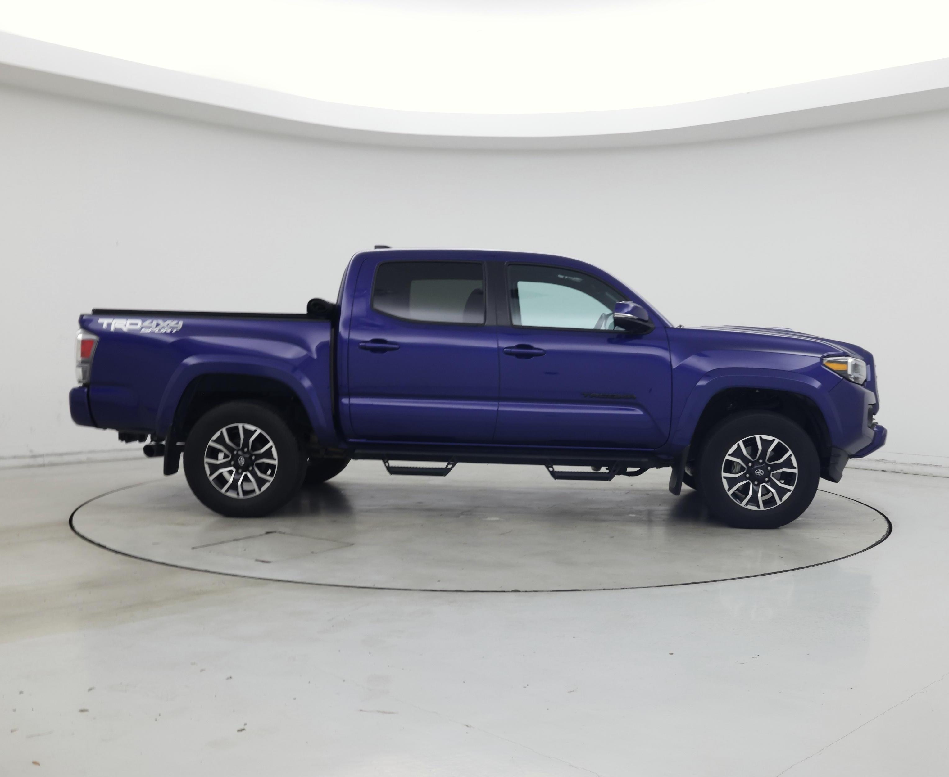 Thumbnail: 2022 Toyota Tacoma - 7