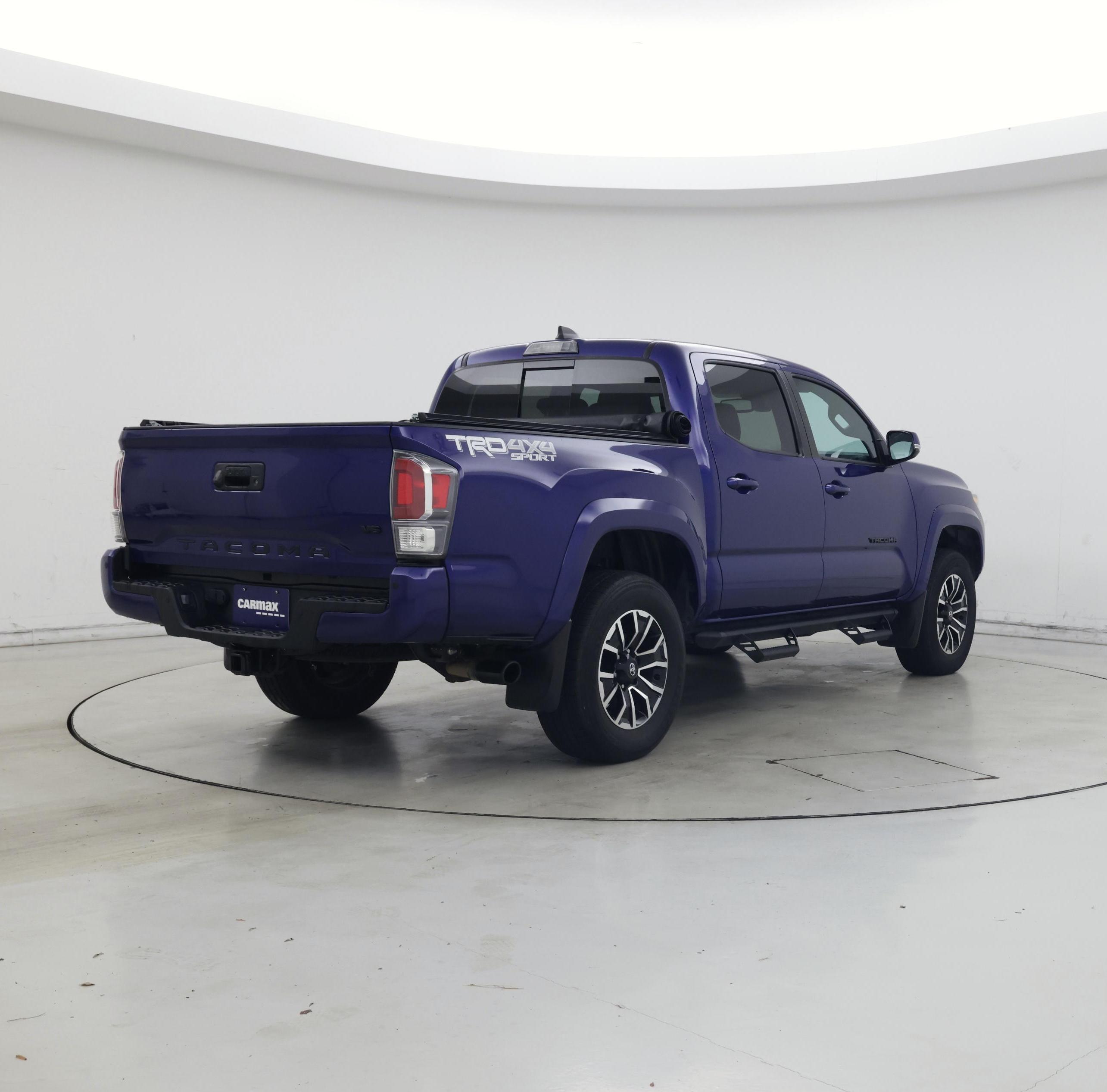 Thumbnail: 2022 Toyota Tacoma - 8