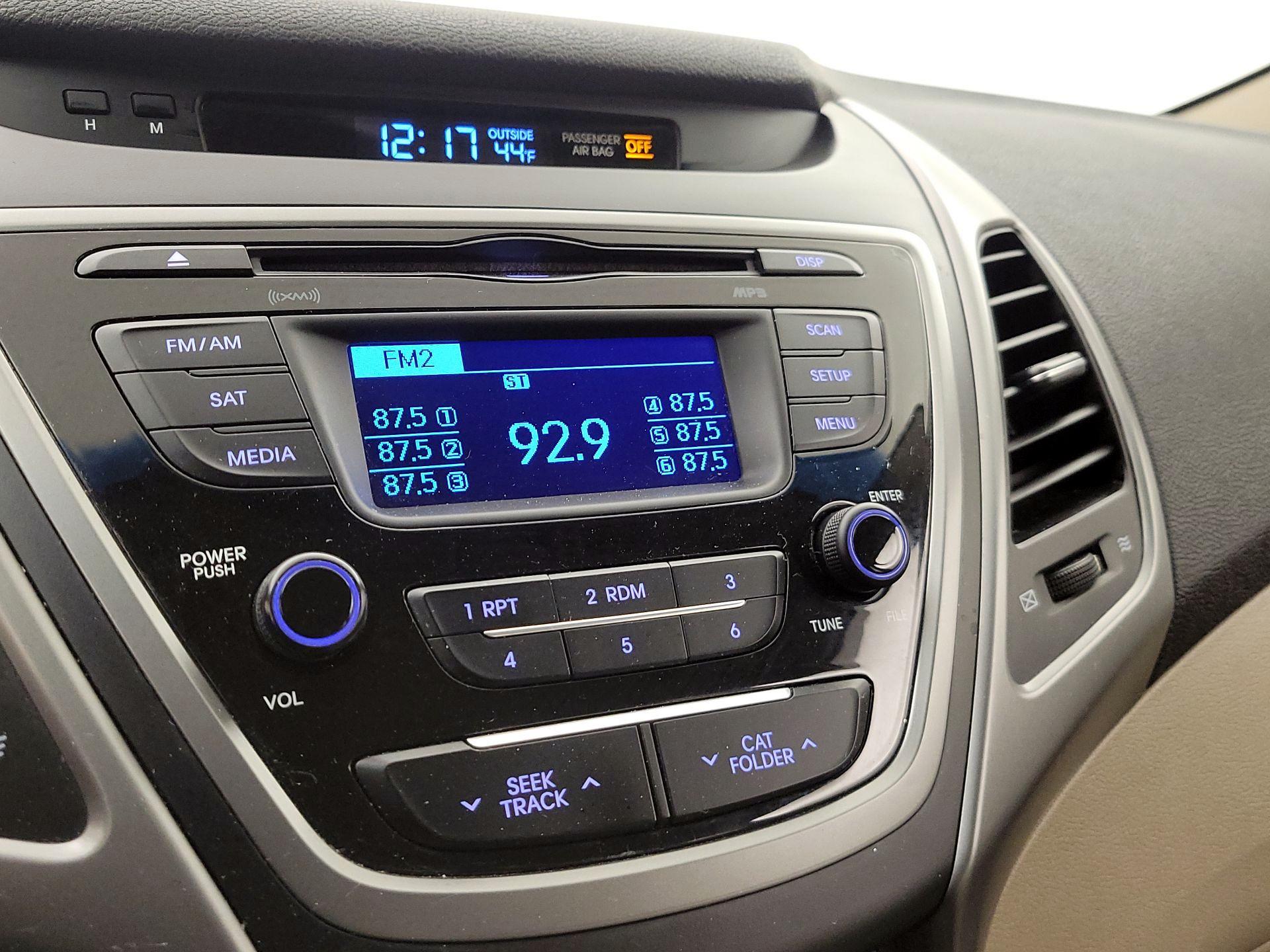 Thumbnail: 2016 Hyundai Elantra - 14