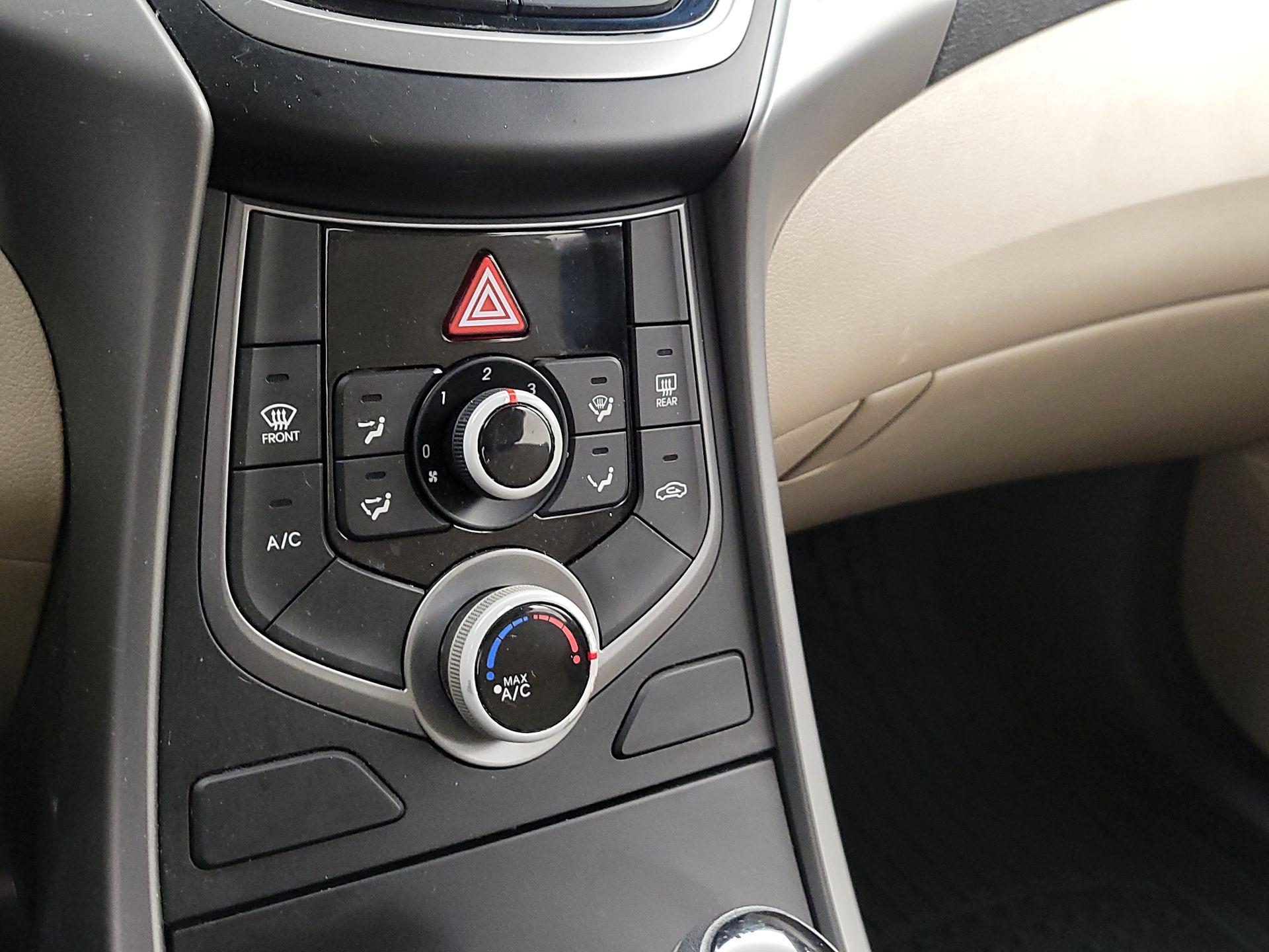 Thumbnail: 2016 Hyundai Elantra - 15