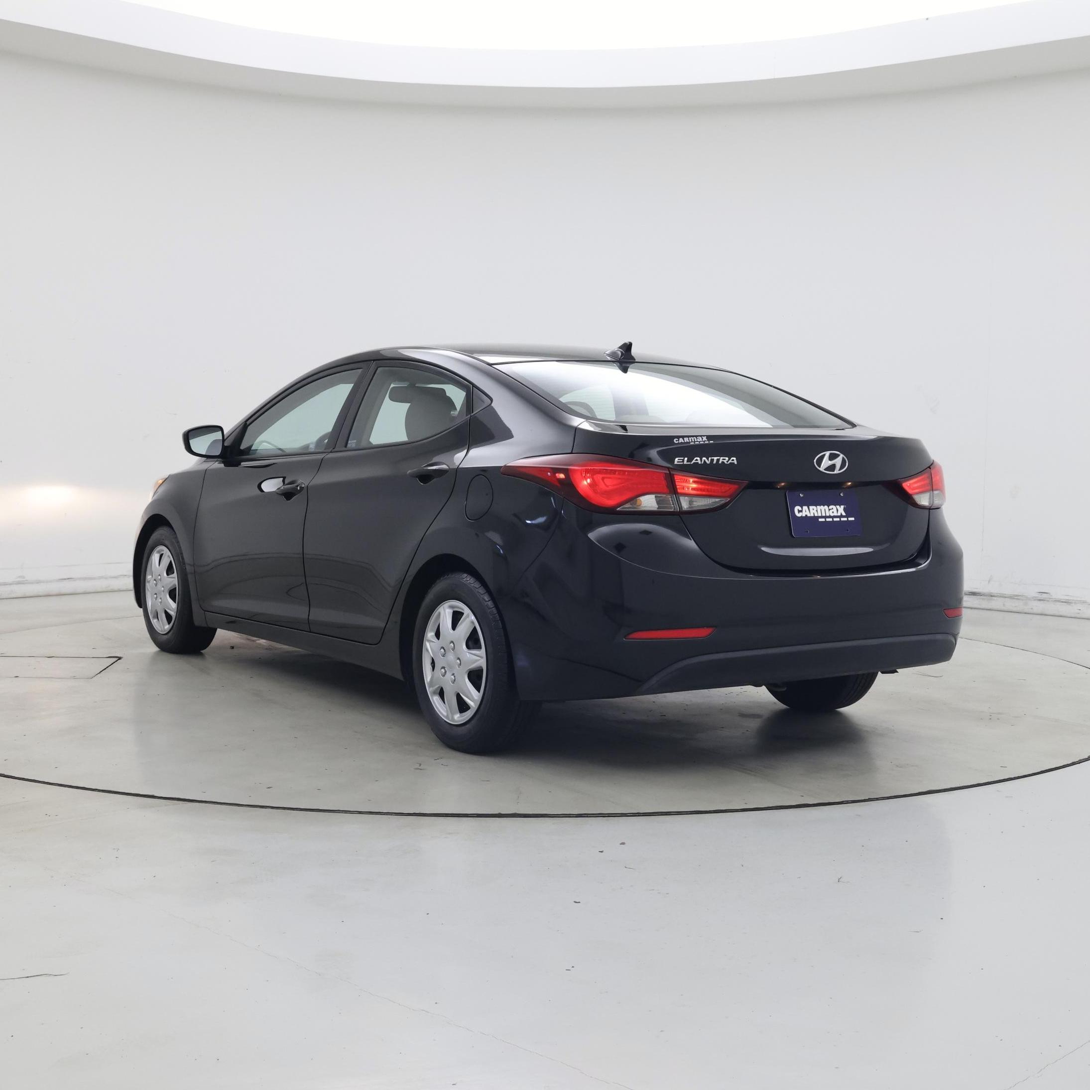 Thumbnail: 2016 Hyundai Elantra - 2