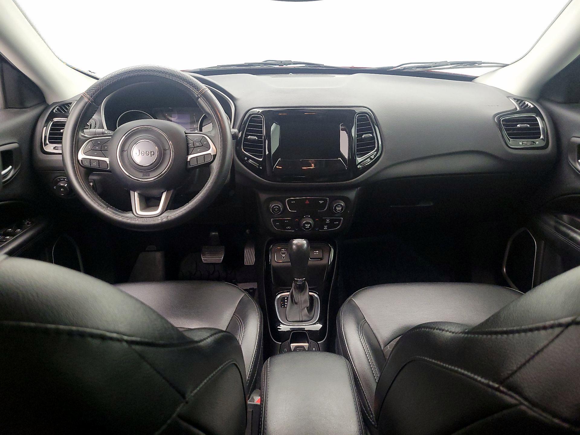 Thumbnail: 2020 Jeep Compass - 9