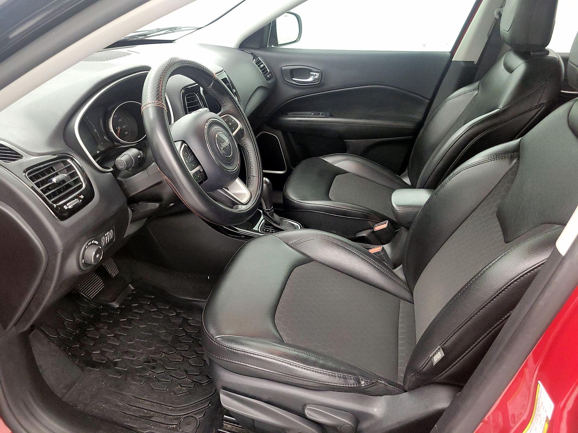 Thumbnail: 2020 Jeep Compass - 11