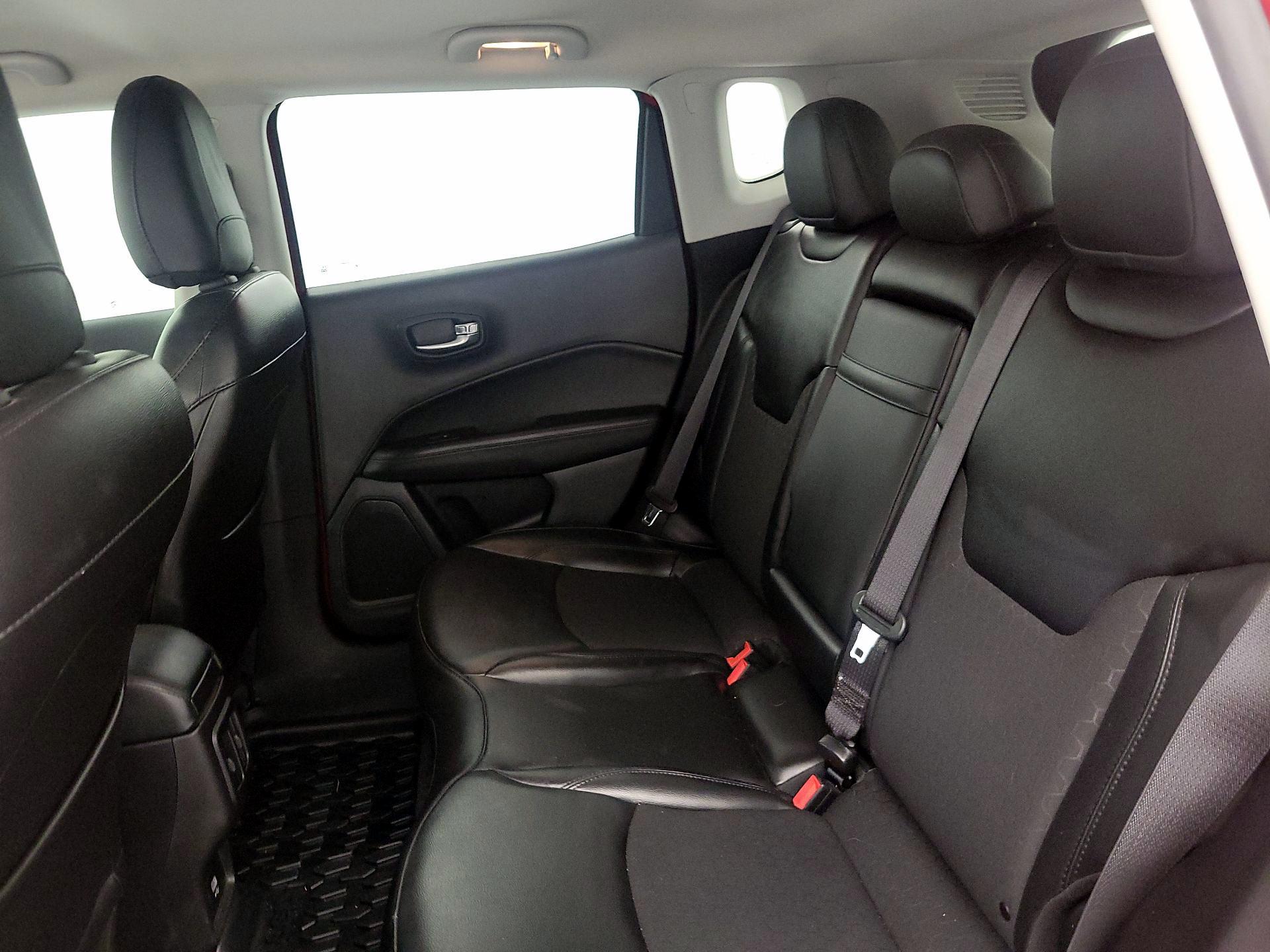 Thumbnail: 2020 Jeep Compass - 19