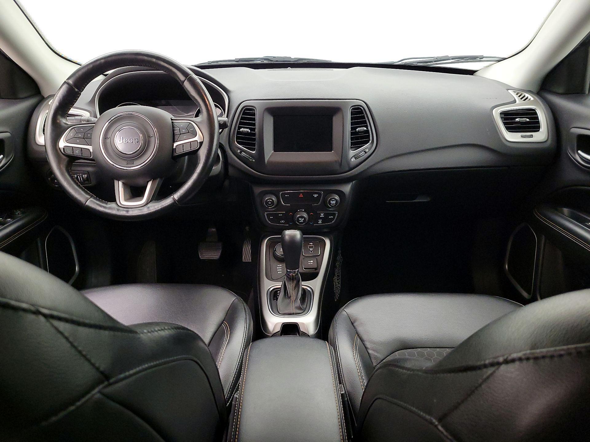 Thumbnail: 2018 Jeep Compass - 9