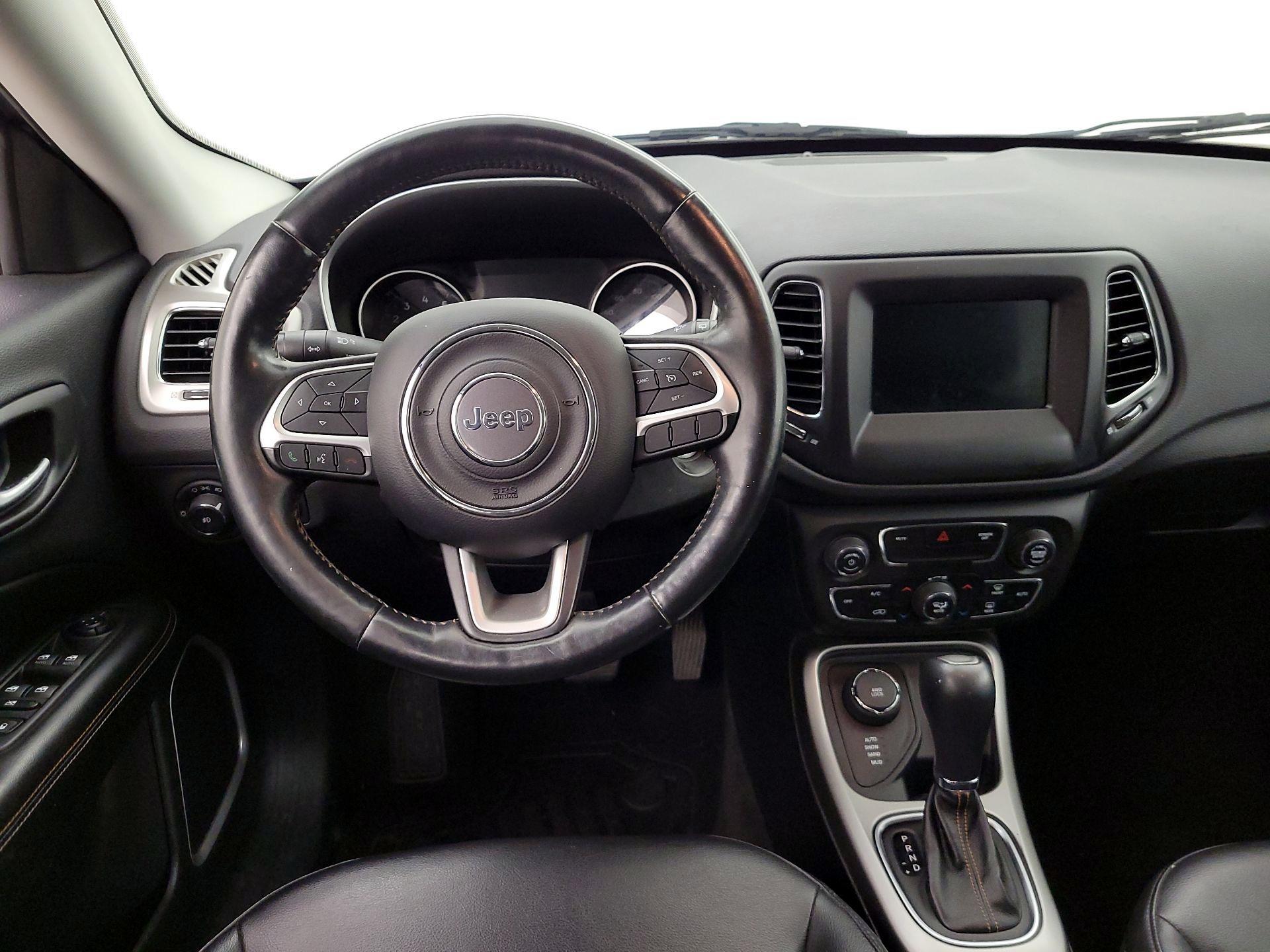 Thumbnail: 2018 Jeep Compass - 10