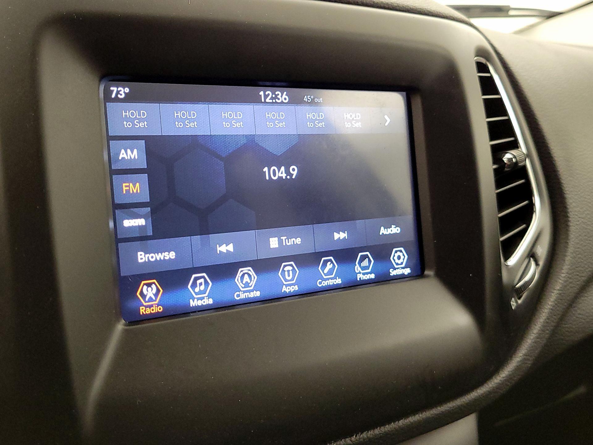 Thumbnail: 2018 Jeep Compass - 15