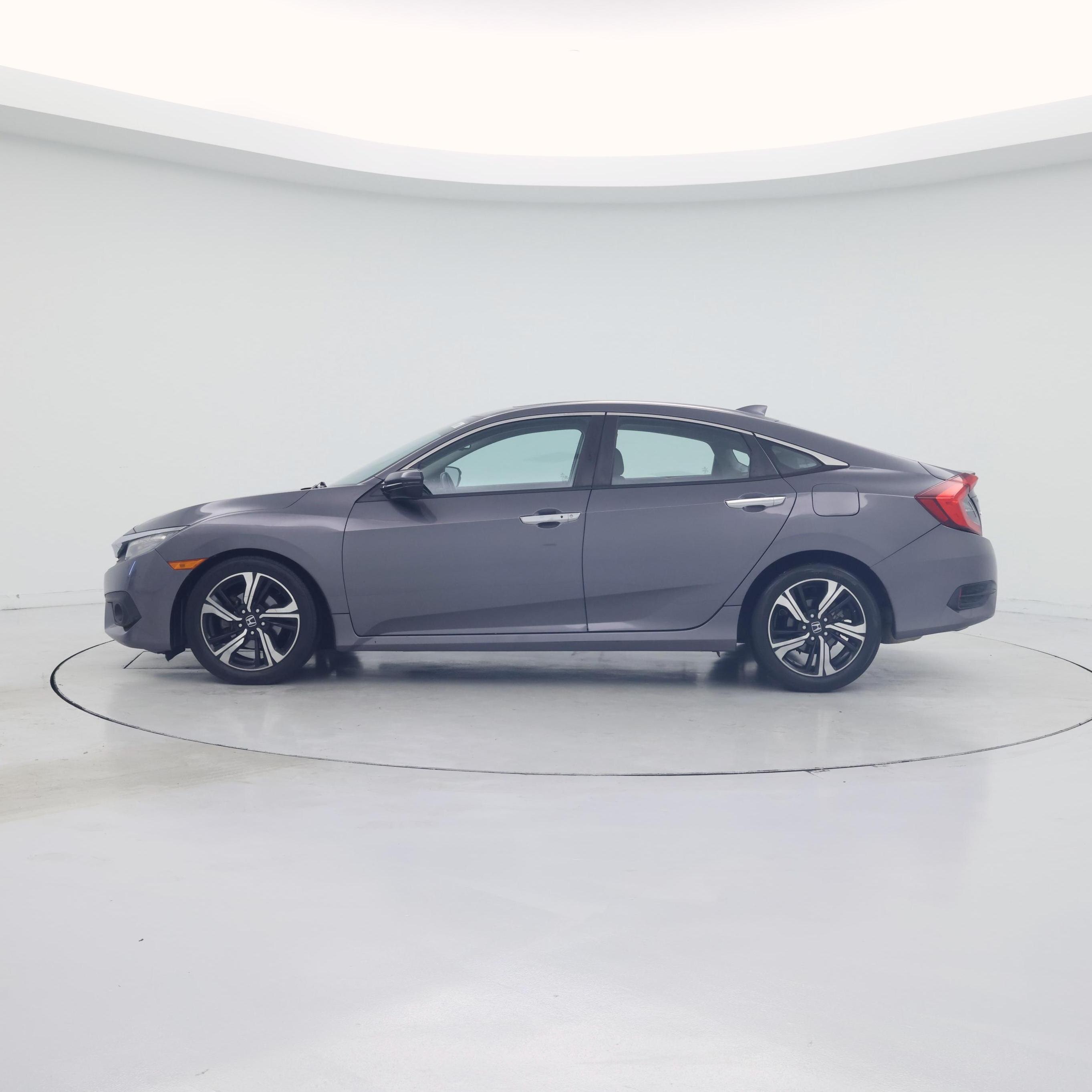 Thumbnail: 2016 Honda Civic - 3