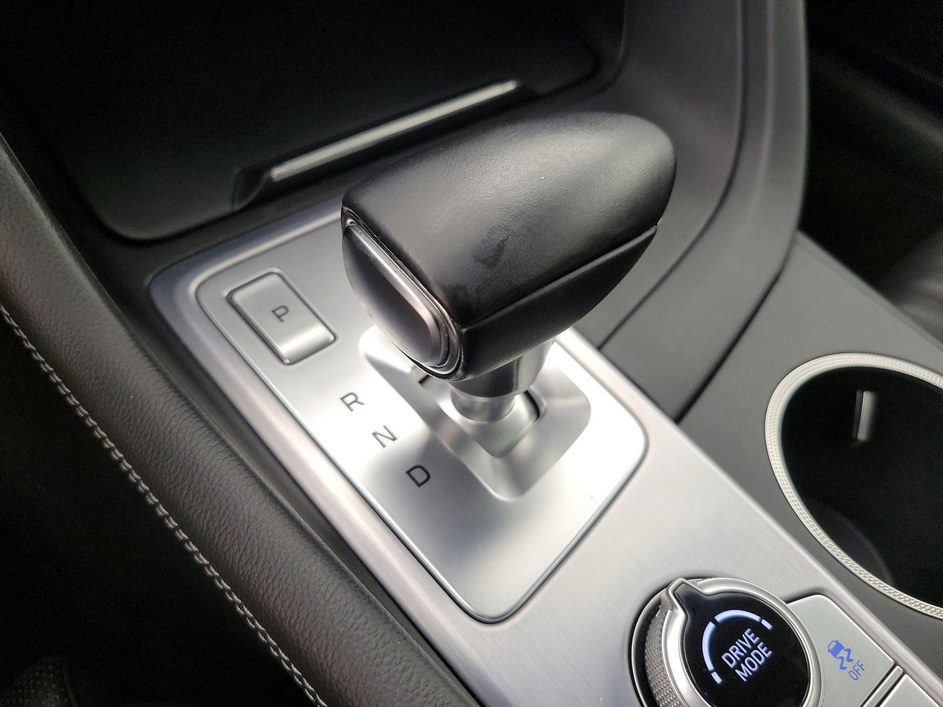 Thumbnail: 2019 Genesis G70 - 18