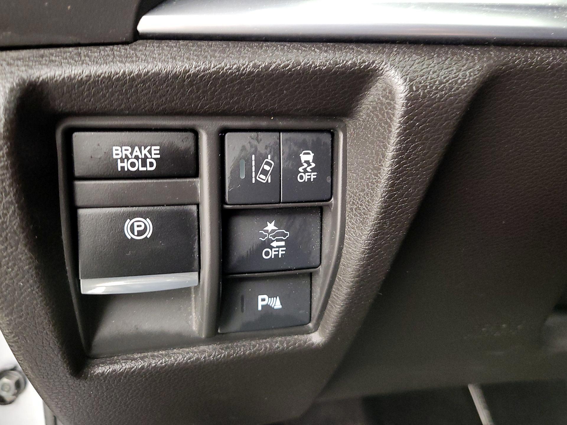 Thumbnail: 2017 Acura MDX - 13