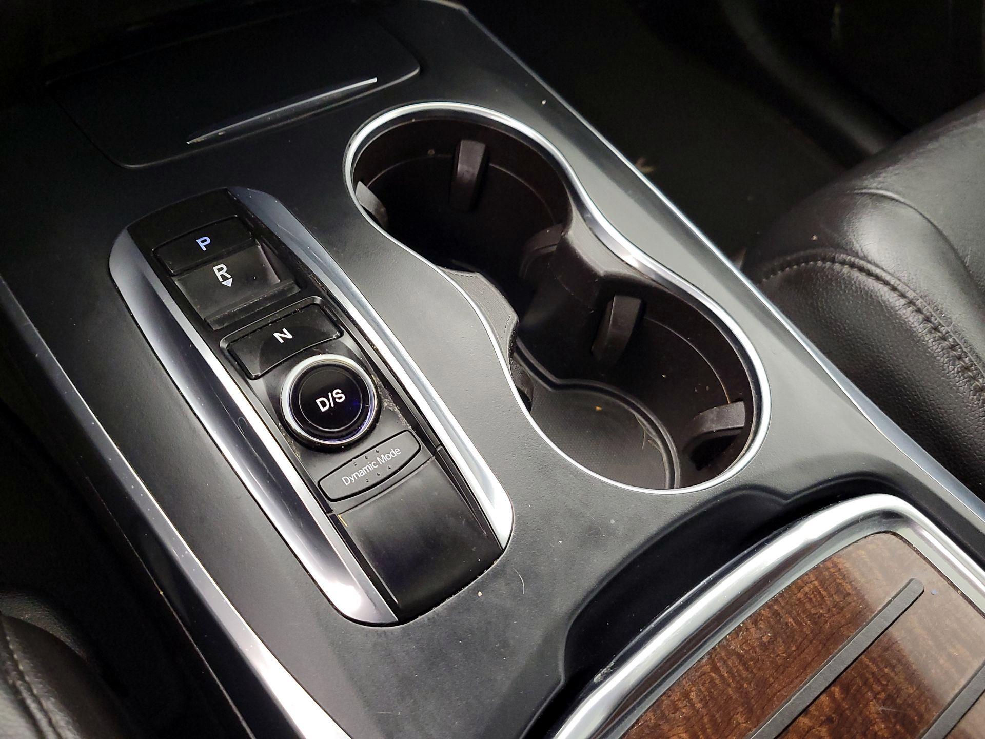 Thumbnail: 2017 Acura MDX - 18