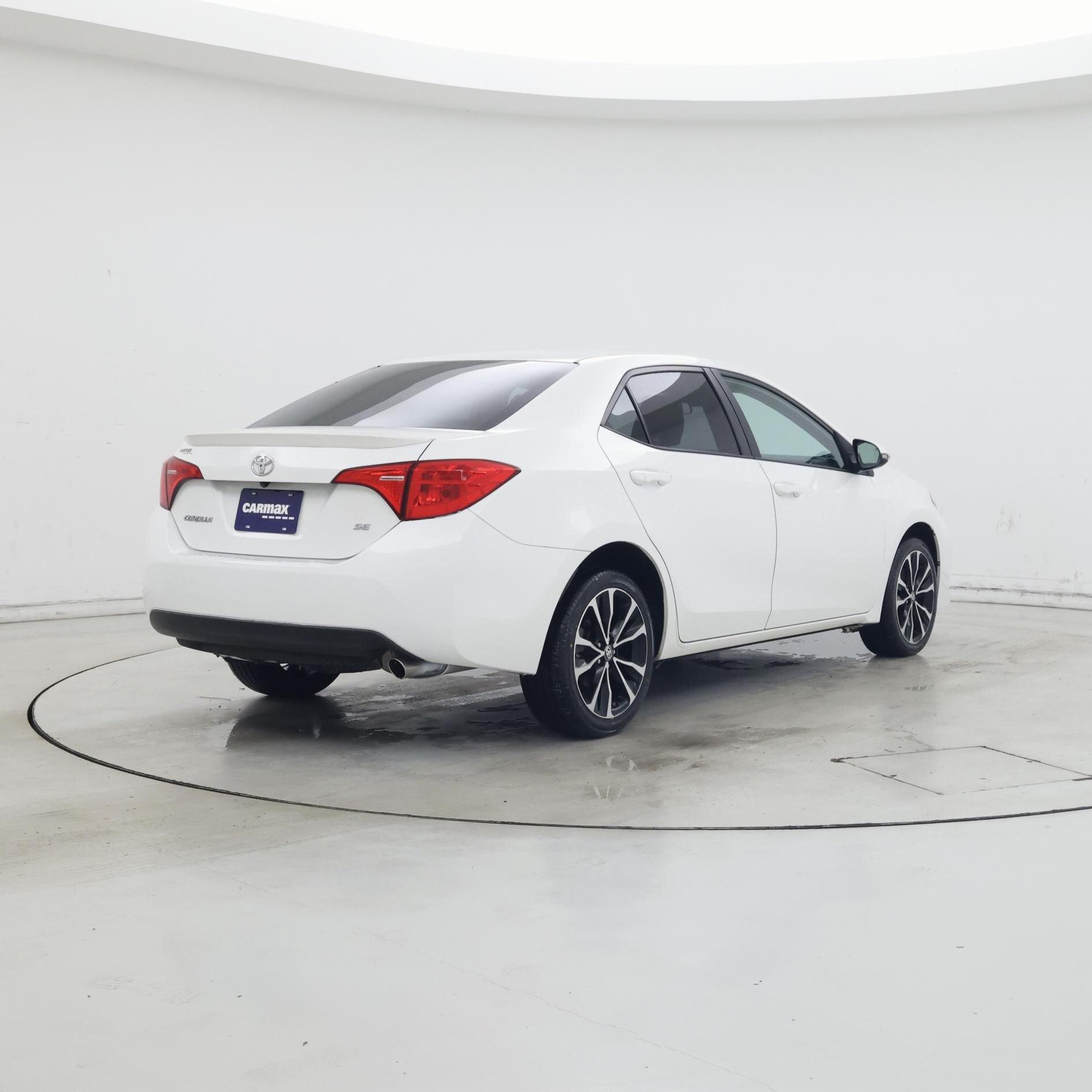 Thumbnail: 2017 Toyota Corolla - 8