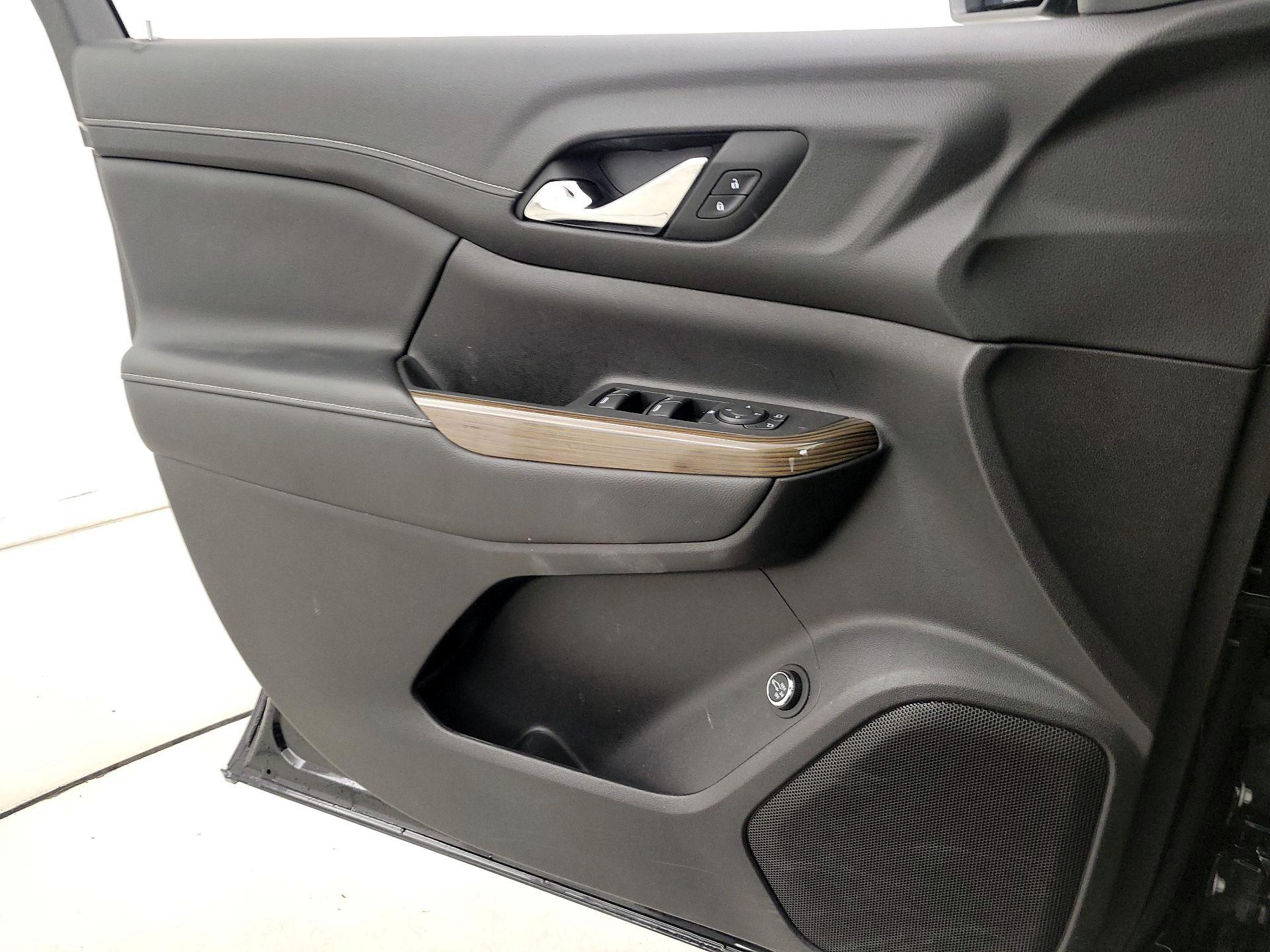 Thumbnail: 2022 GMC Acadia - 12