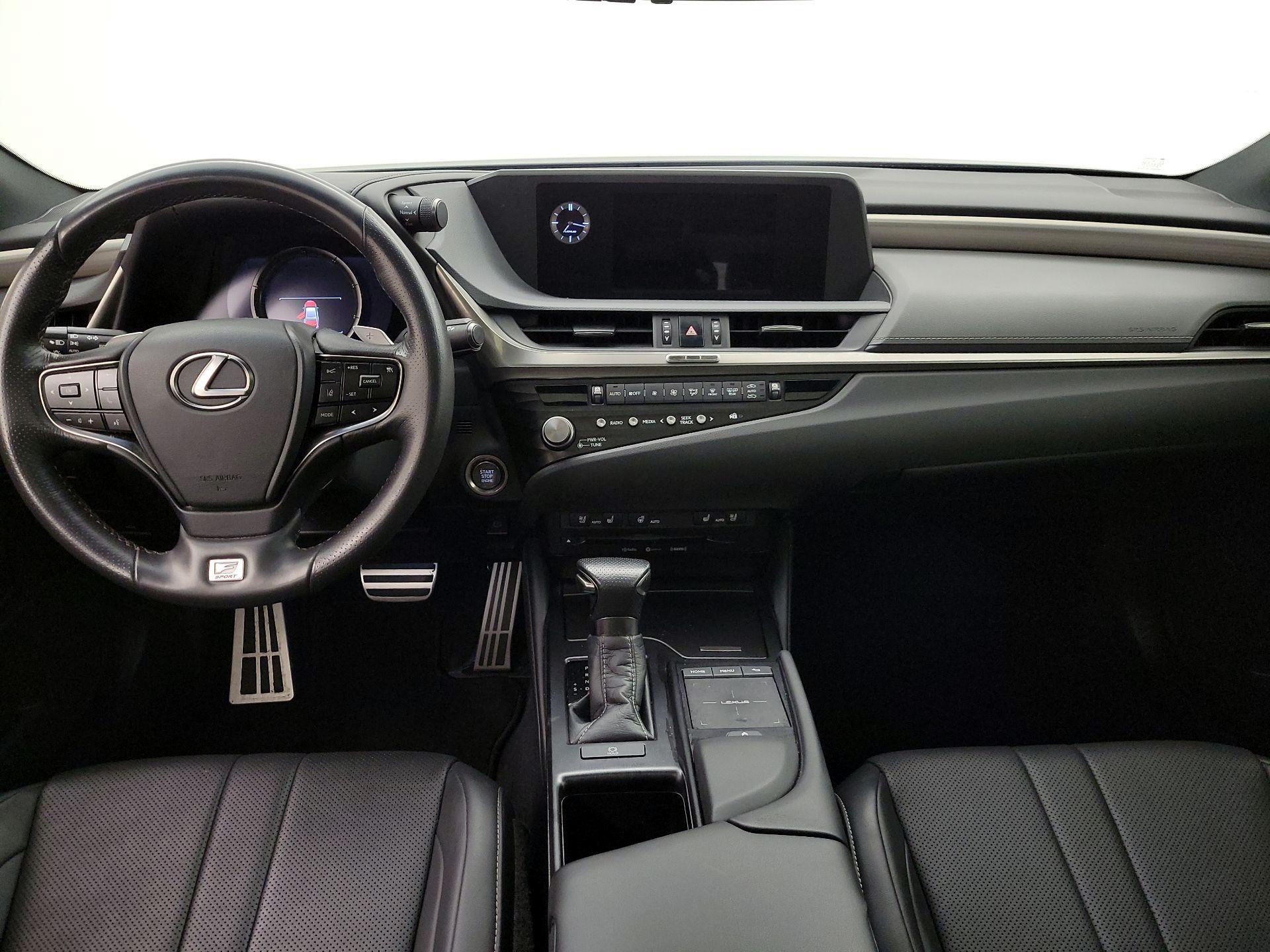 Thumbnail: 2021 Lexus ES - 9